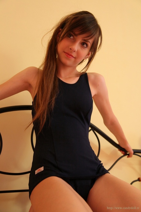 [Image: 85915edb8a75a26007fc8.jpg]