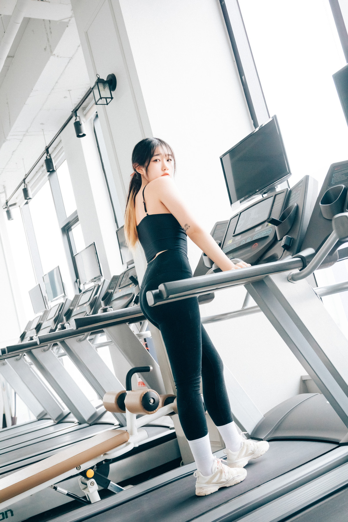 Sonson 손손, [Loozy] Personal Trainer Set.01 7