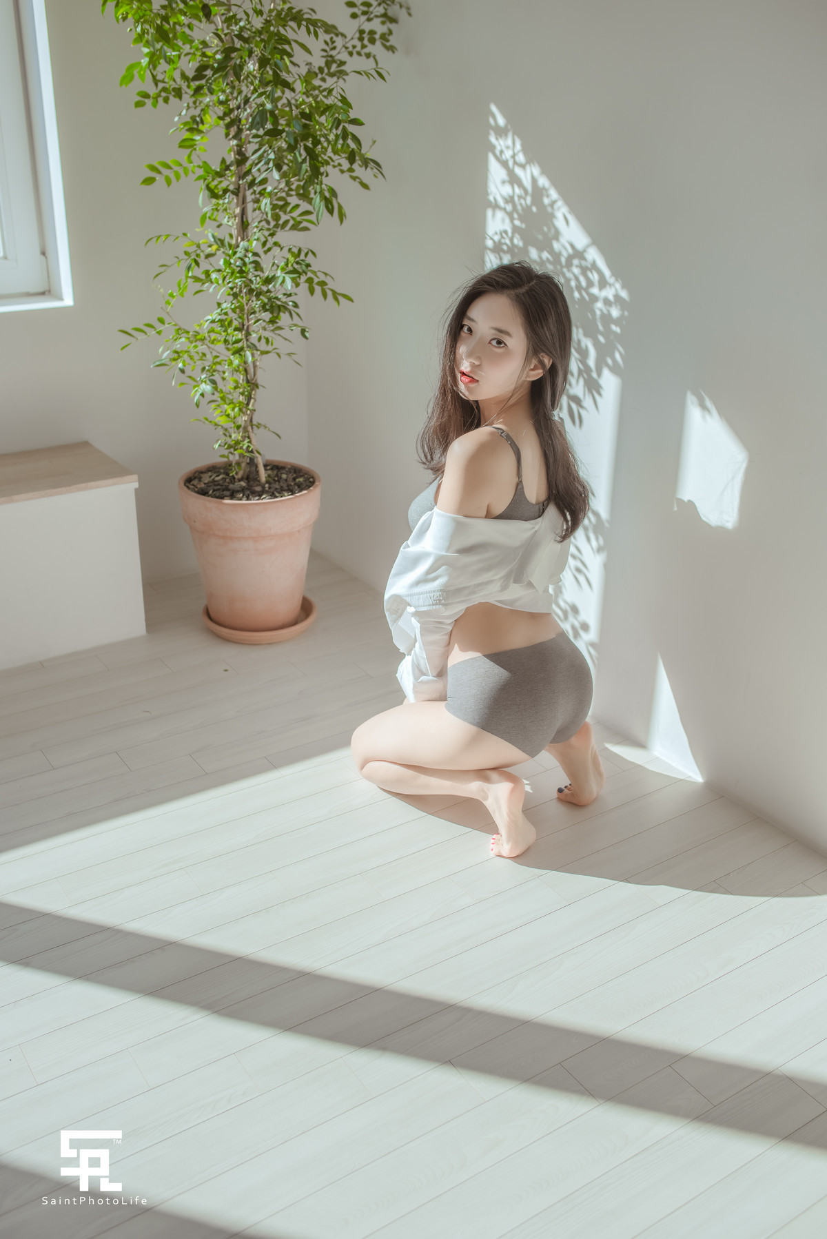 Shin Jae-Eun 신재은, Saint PhotoLife Romance 17