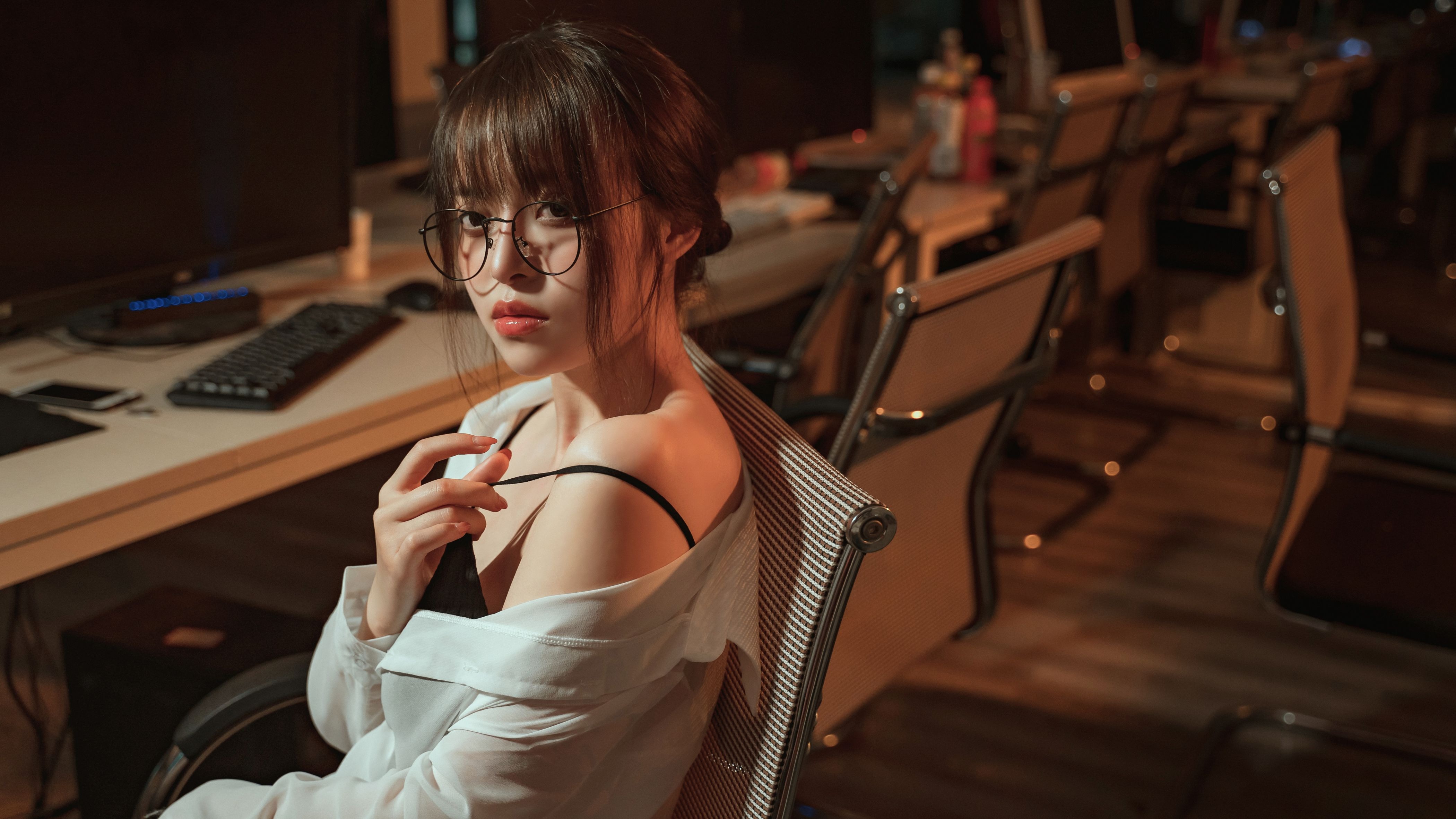 草莓味的奈奈兔 - 办公室OL-欲望教师 [42P+13V] 20
