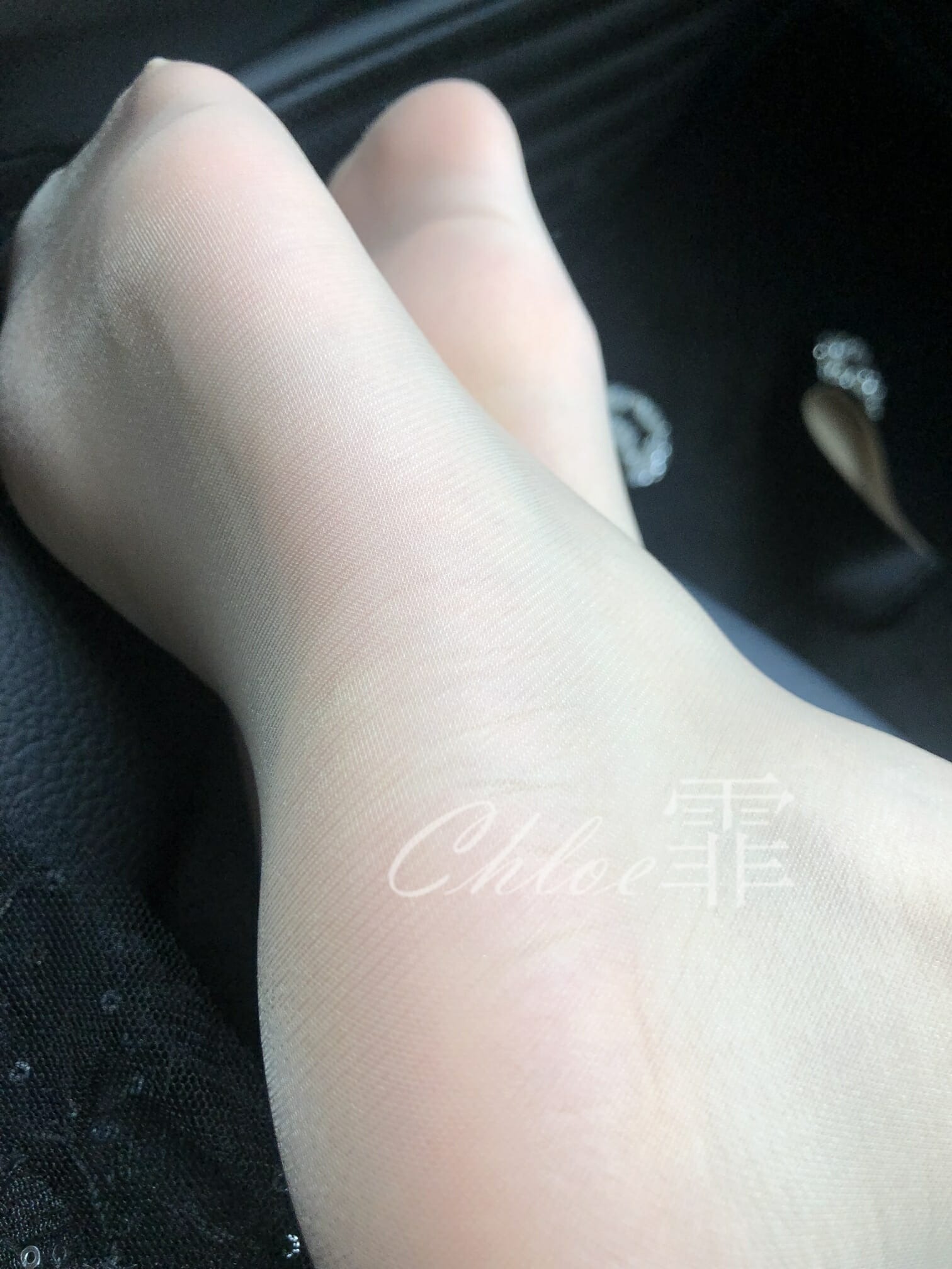 霏霏-20191028 网红套装 艾美酒店肉丝黑丝[101P] 4