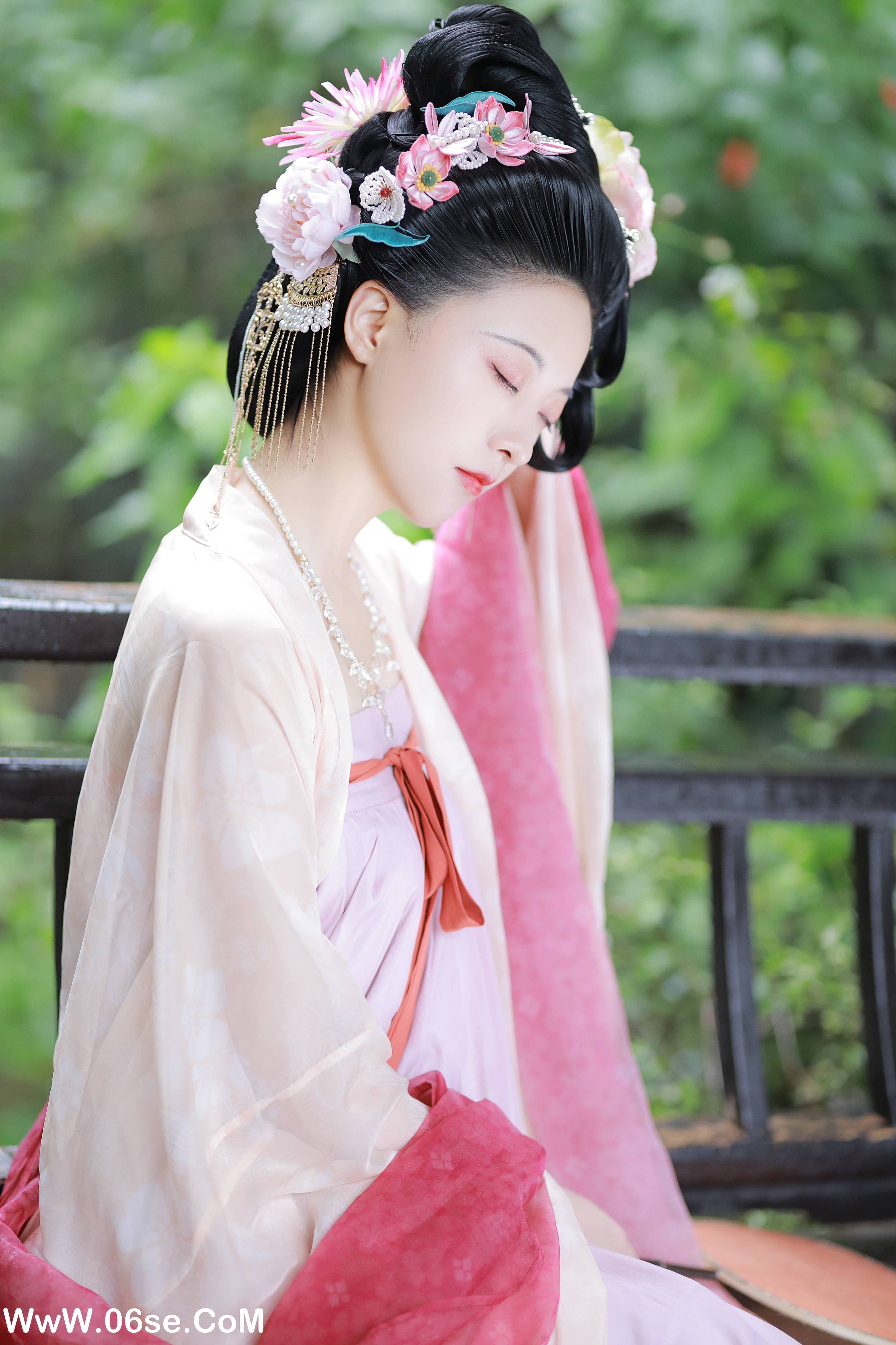 图片[16]-[YITUYU艺图语]2022.09.23 风月偏爱宴旧人 YunFleur[35+1P／682MB]-六色网