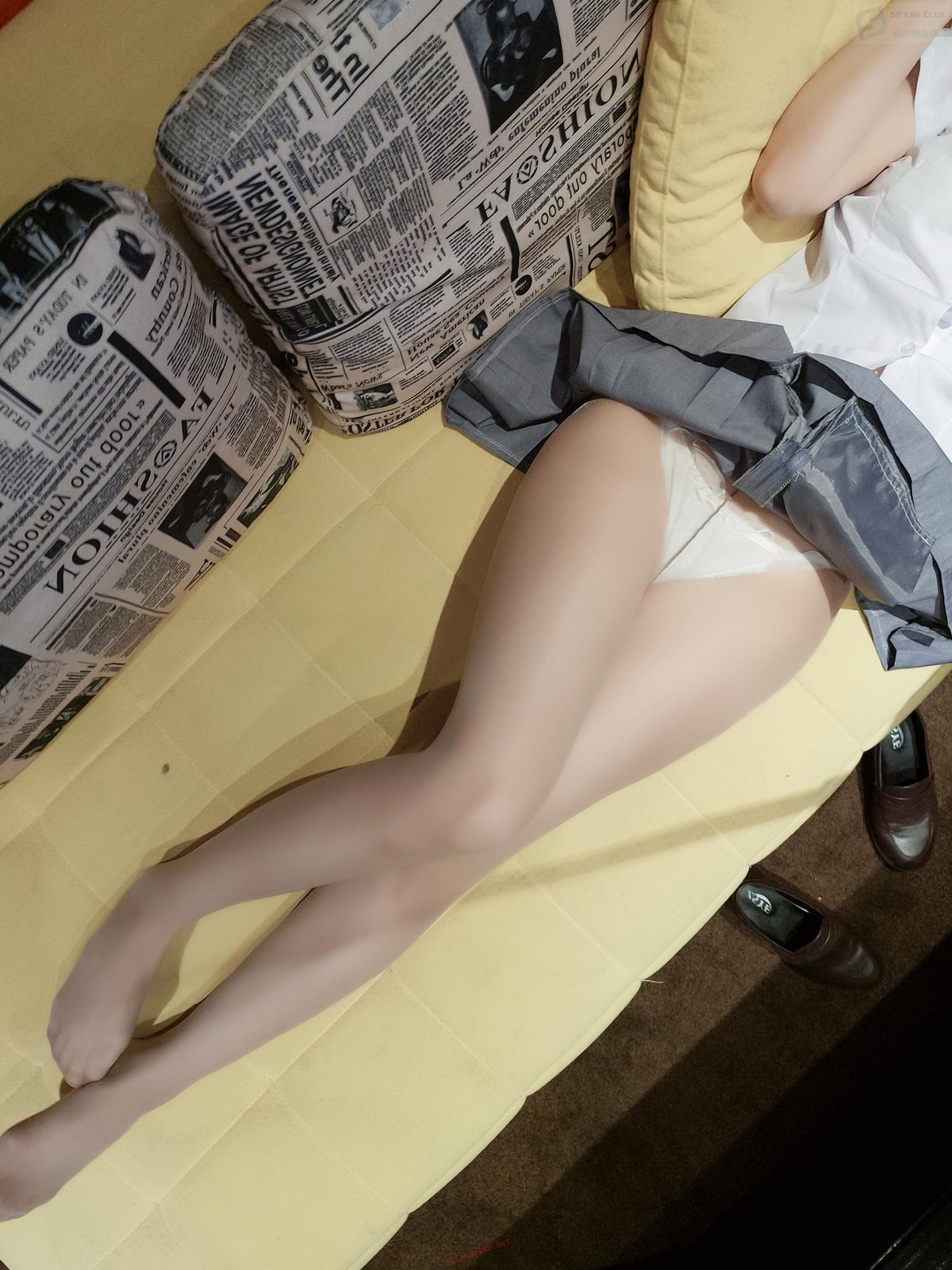 福利姬-邪魔暖暖 49P 29