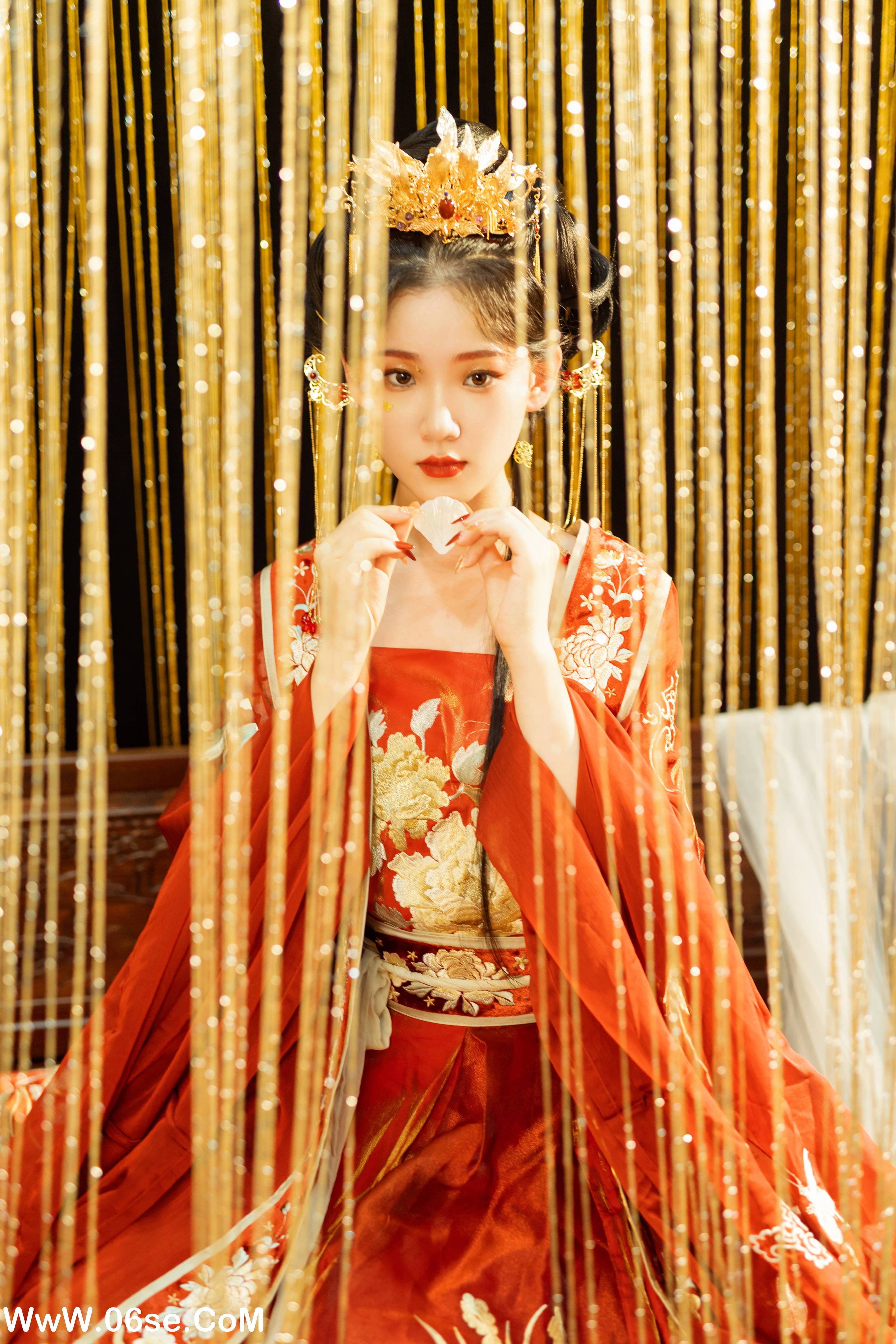 图片[43]-[YITUYU艺图语]2022.09.05 红衣娘子 相望回首喵喵喵[47+1P／452MB]-六色网