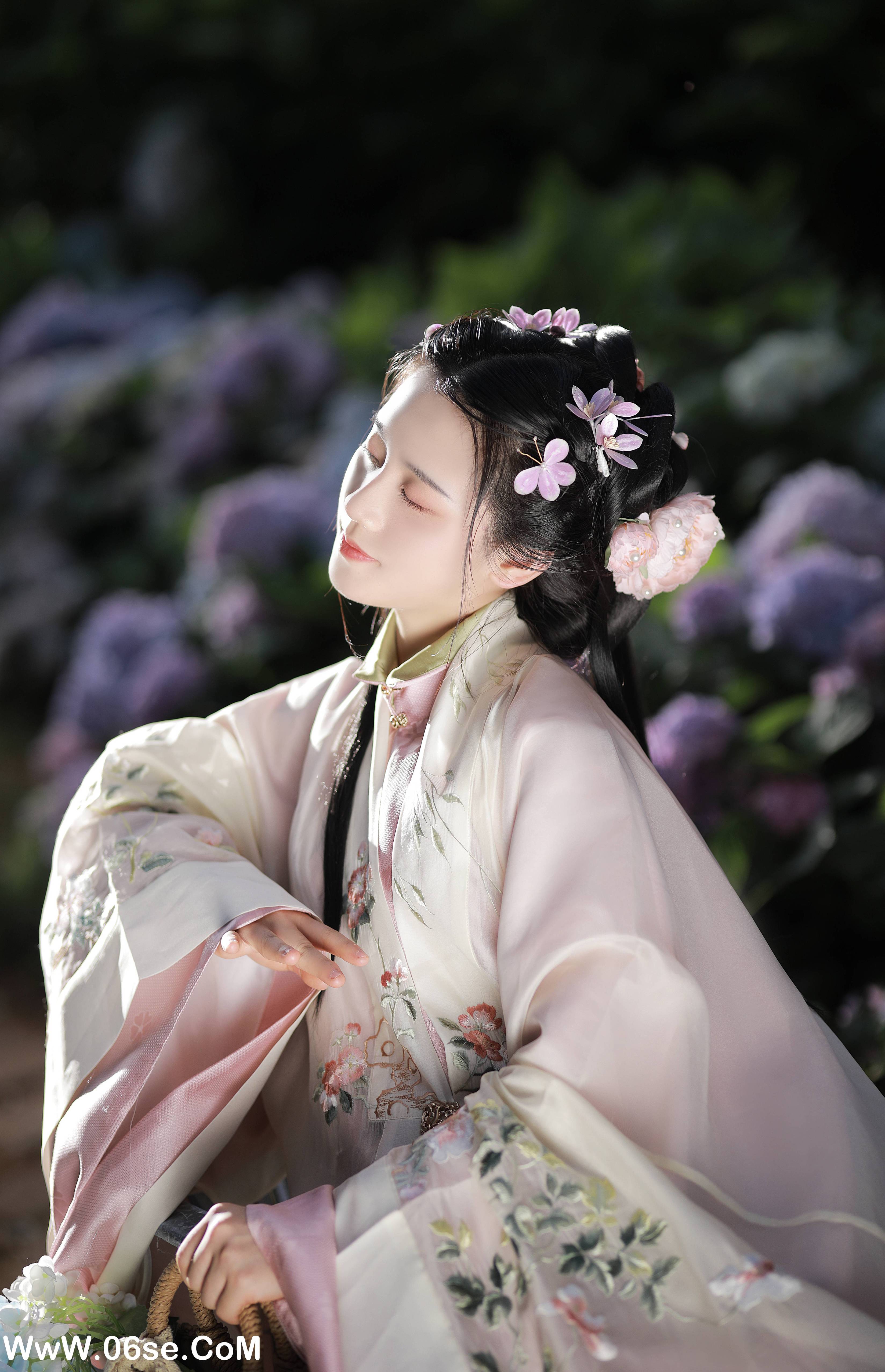 图片[35]-[YITUYU艺图语]2022.07.20 一念花开，香如故 Dear-郑同学[37+1P／675MB]-六色网