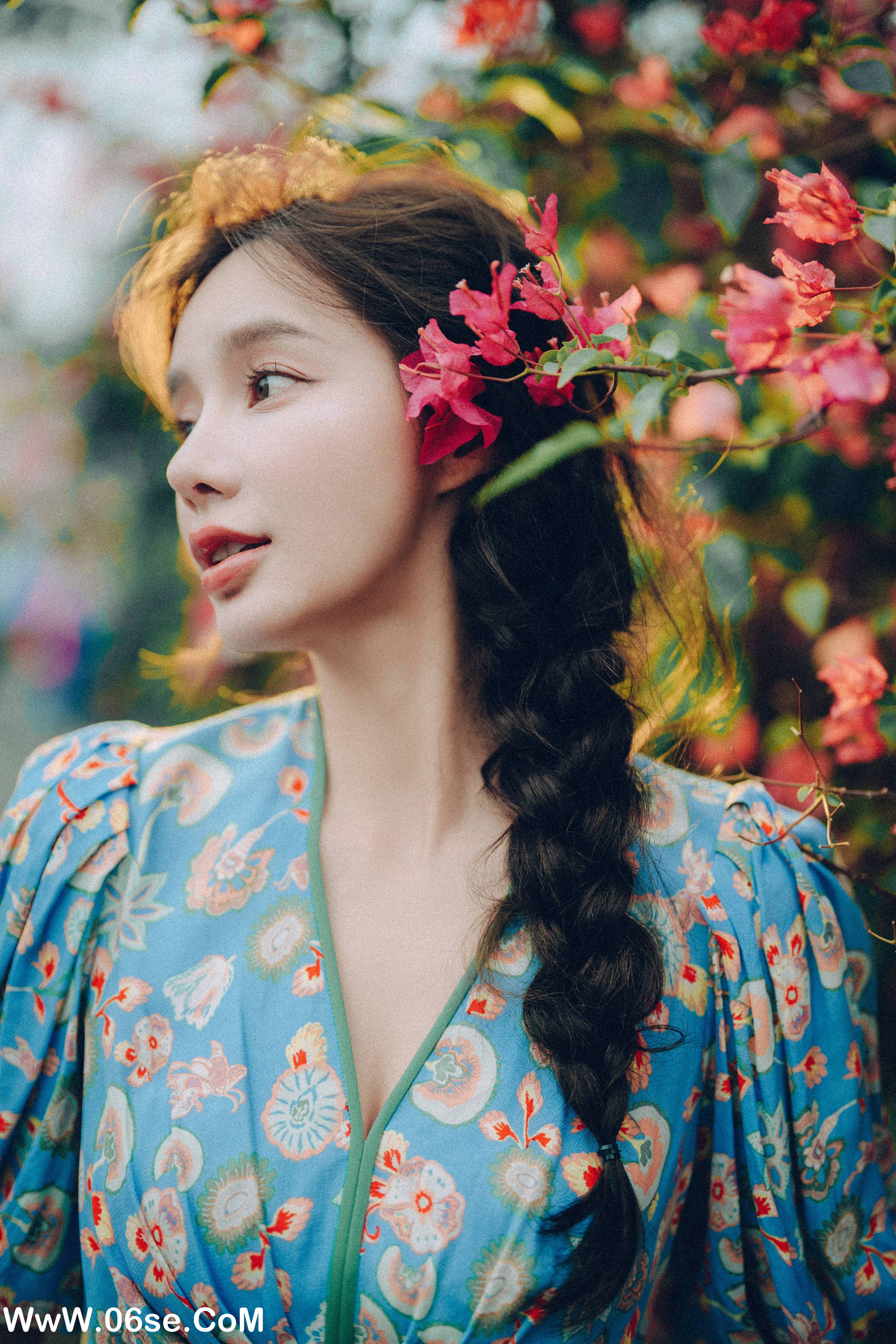 图片[28]-[YITUYU艺图语]2022.06.25 发光的发丝，三角梅瀑布下的女神 姝雯同学[55P-870.8M]-六色网