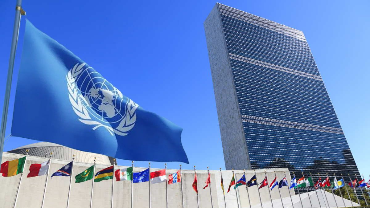 Город штаб квартиры оон. Штаб квартира ООН. Флаг Кыргызстана ООН. Штаб ООН В Петербурге. Здание ООН В Таджикистане.