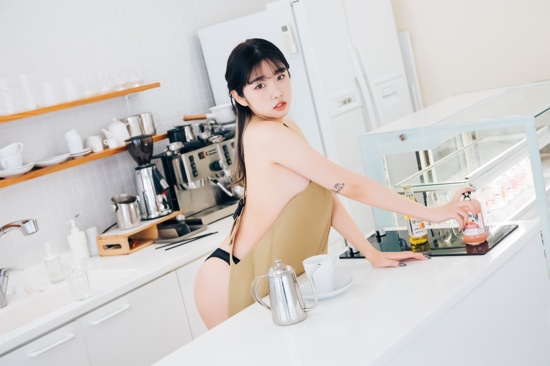 Sonson 손손, [Loozy] Nude Apron Set.02 19