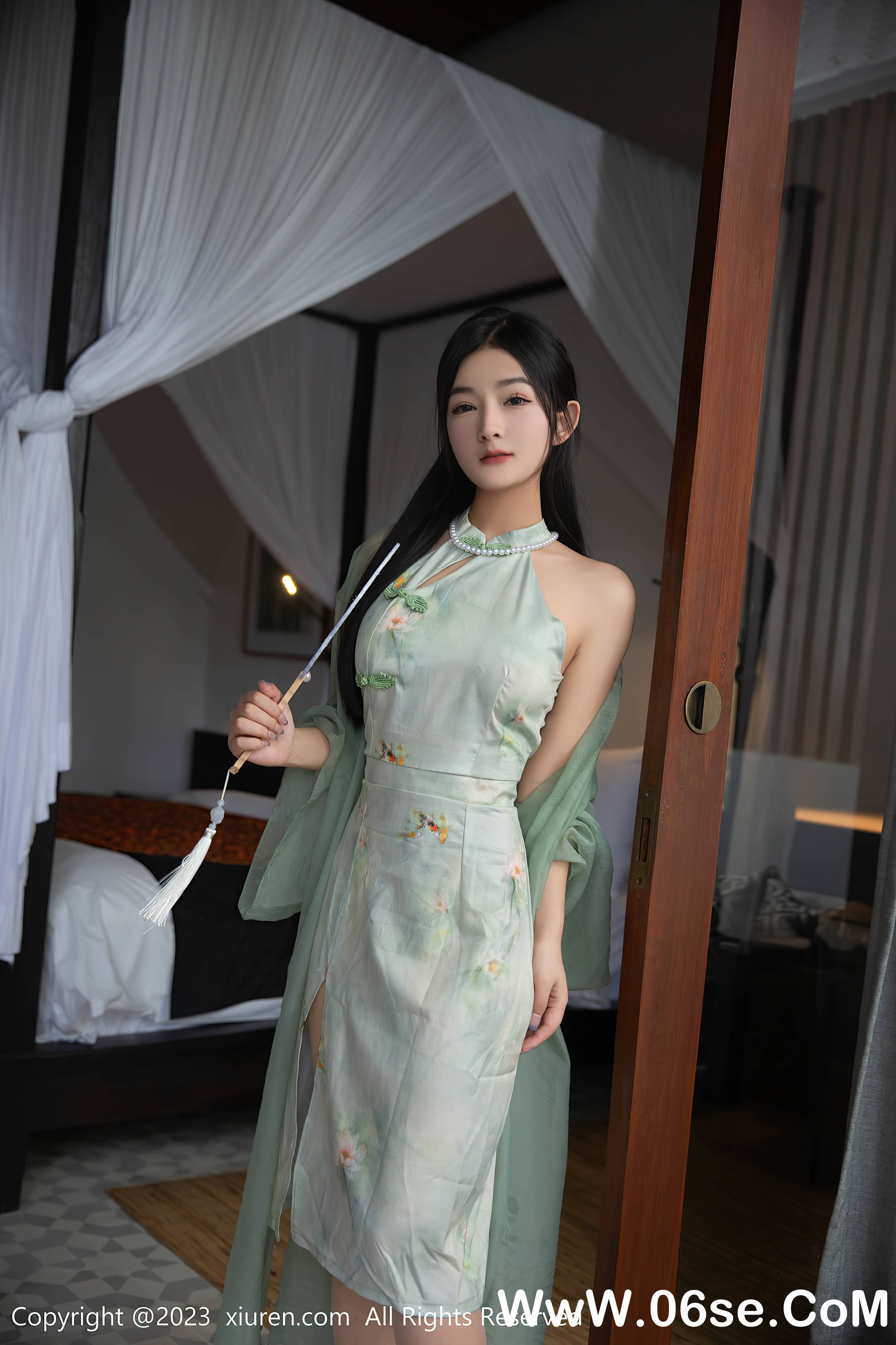 图片[2]-[XiuRen秀人网] 2023.06.08 NO.6880 谭小灵-六色网