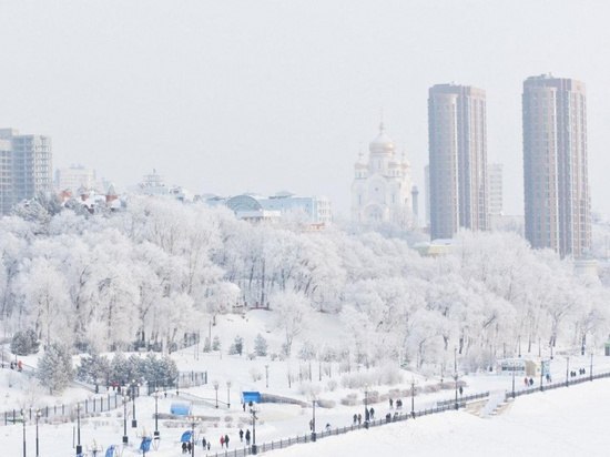 Снег в Хабаровске