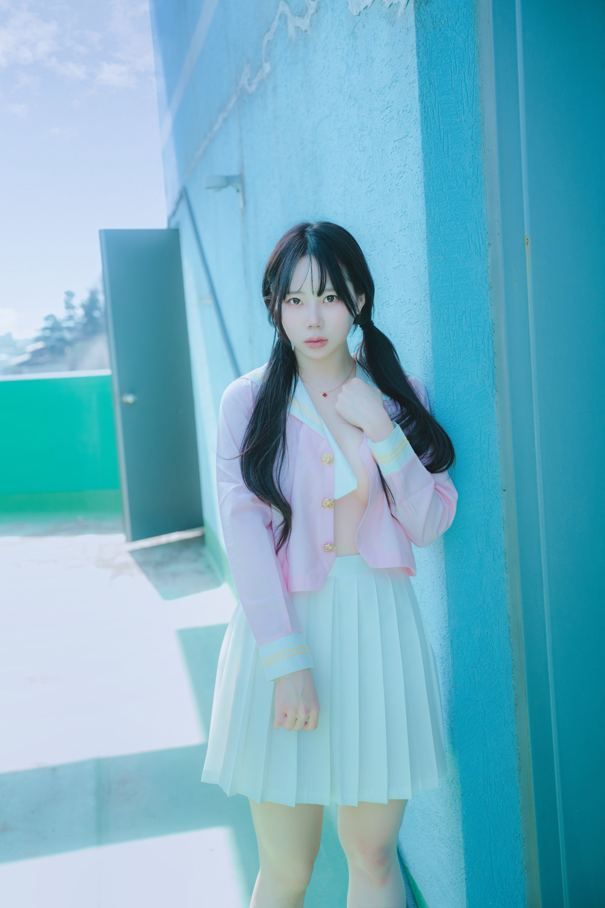 Myua 뮤아, Photobook “Pure” 21