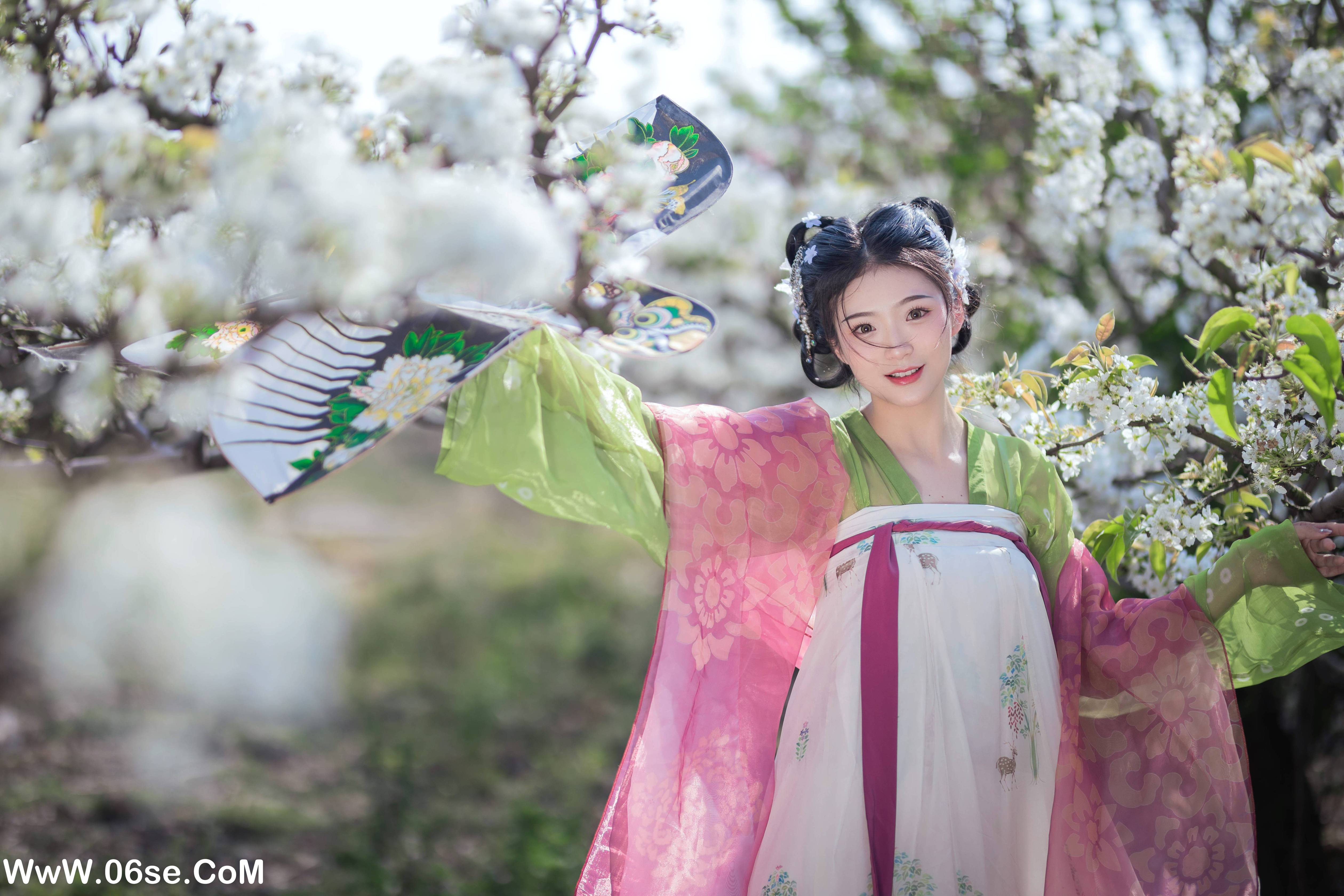 图片[20]-[YITUYU艺图语]2022.06.11 春晴 nya酱的铃铛铛[22P-71.27MB]-六色网