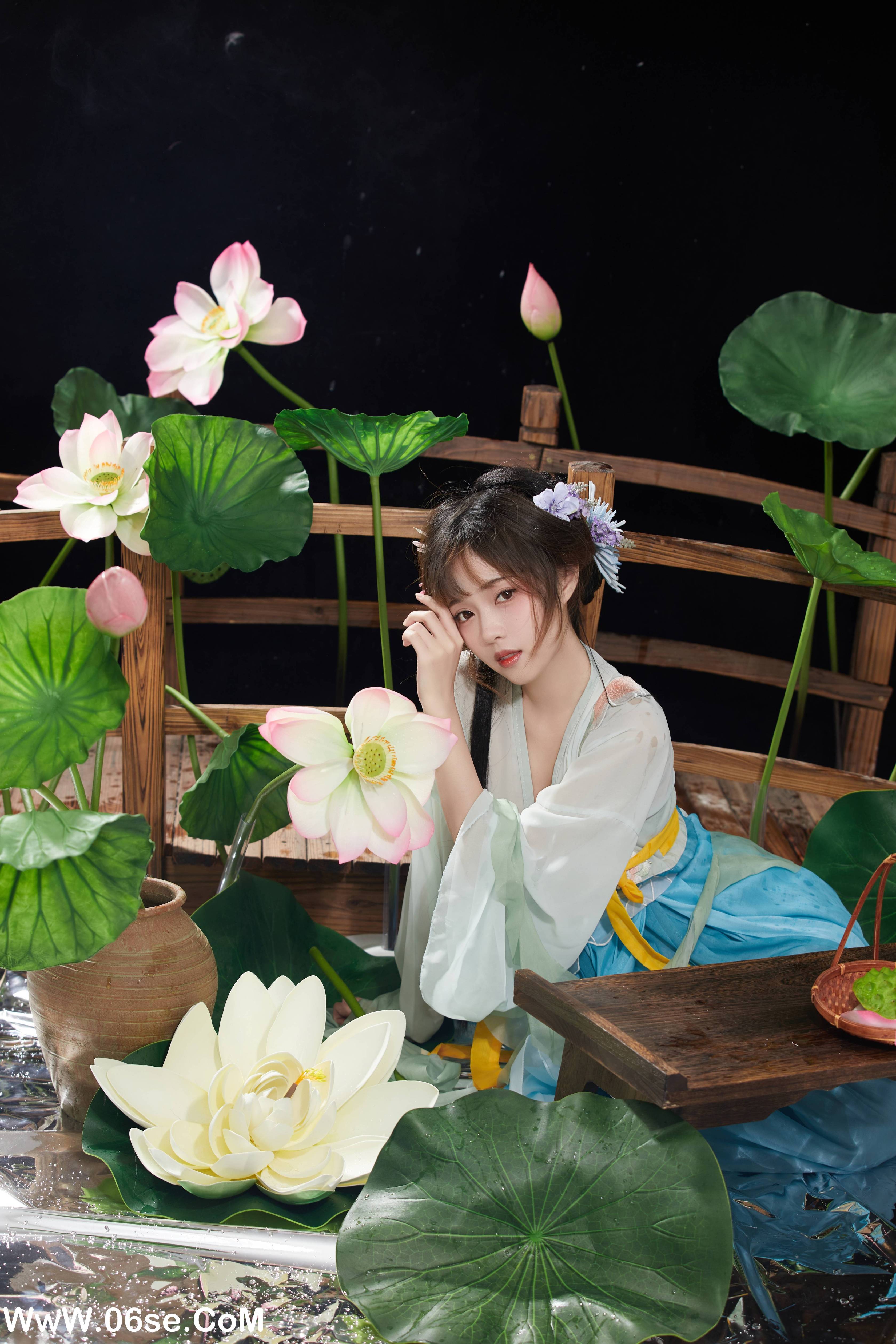 图片[16]-[YITUYU艺图语]2022.09.23 荷塘月色 小薇人儿[39+1P／536MB]-六色网