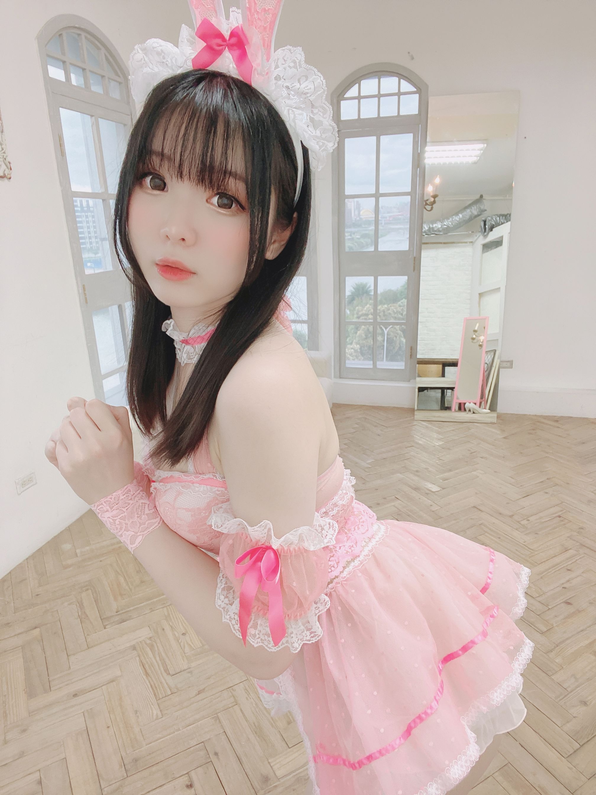 2022-03-29 ピンクバニー [18P-126MB] 6