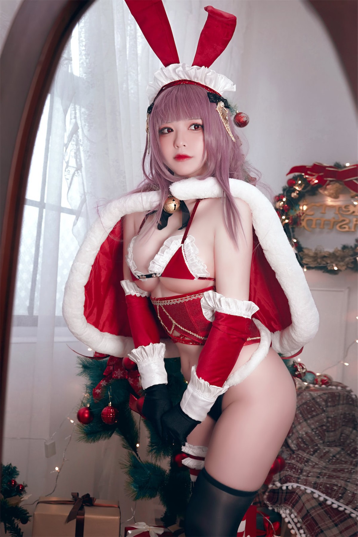 Cosplay 半半子 Christmas Bunny Aike 37