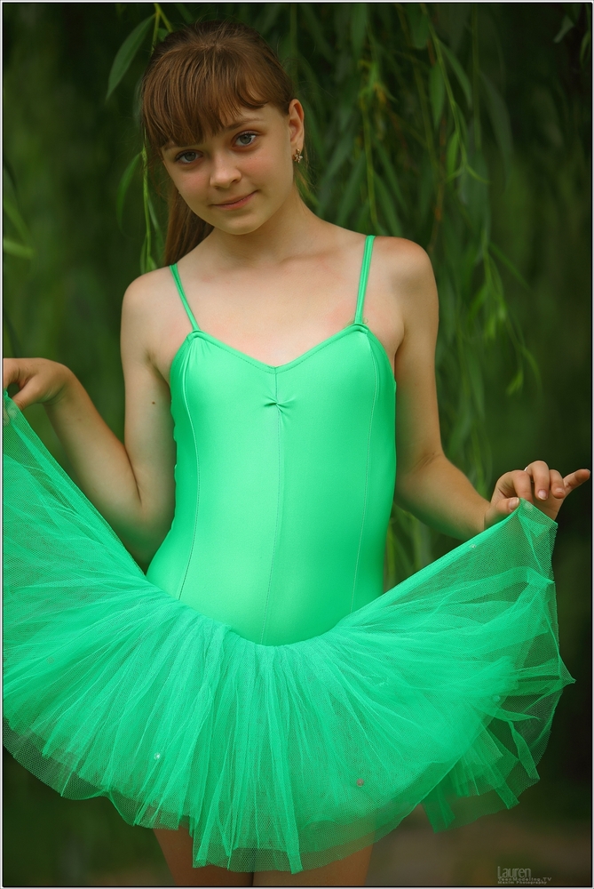 TEENMODELING LAUREN – GREENLEO 158P – Telegraph