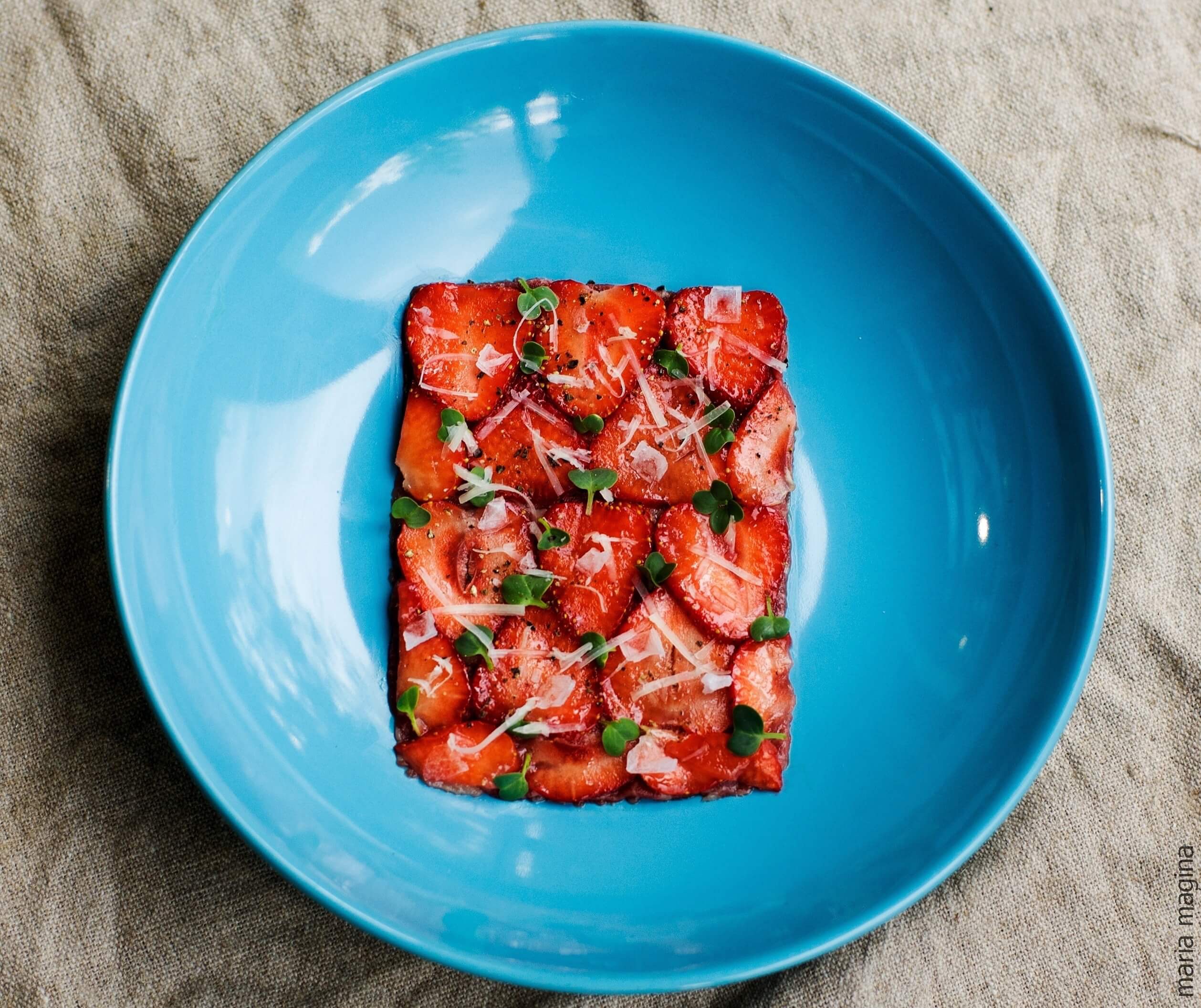 Карпаччо из говядины с клубникой – Telegraph