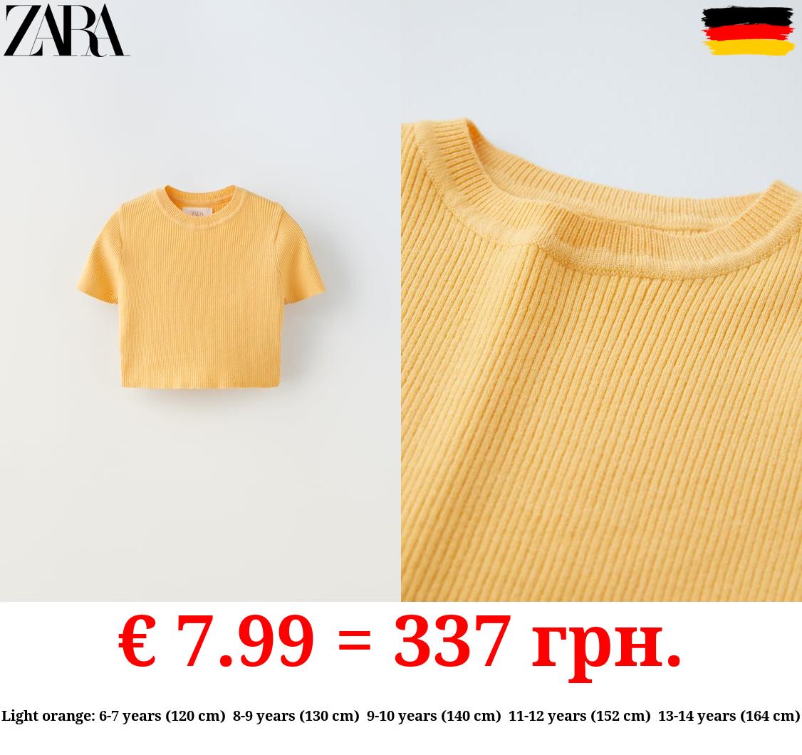 RIBBED CROPPED T-SHIRT