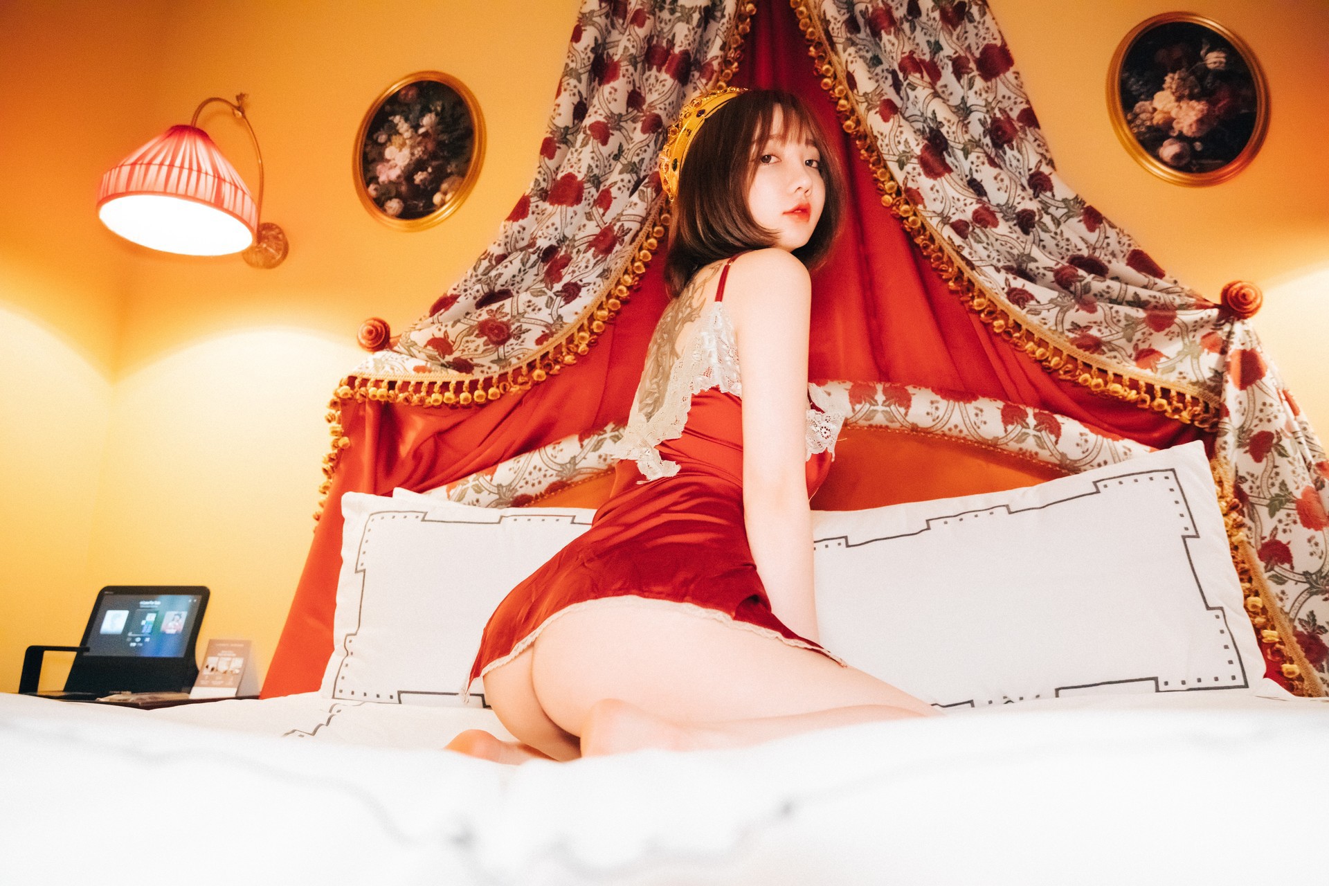 Son Yeeun 손예은, [Loozy] Halloqueen (S.Ver) Set.02 8
