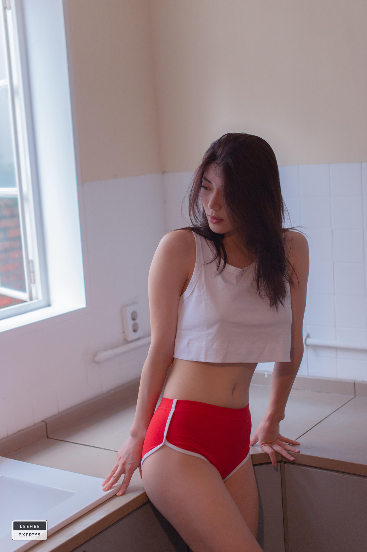 Min.E 민이, [LEEHEE EXPRESS] LEHF-032 10