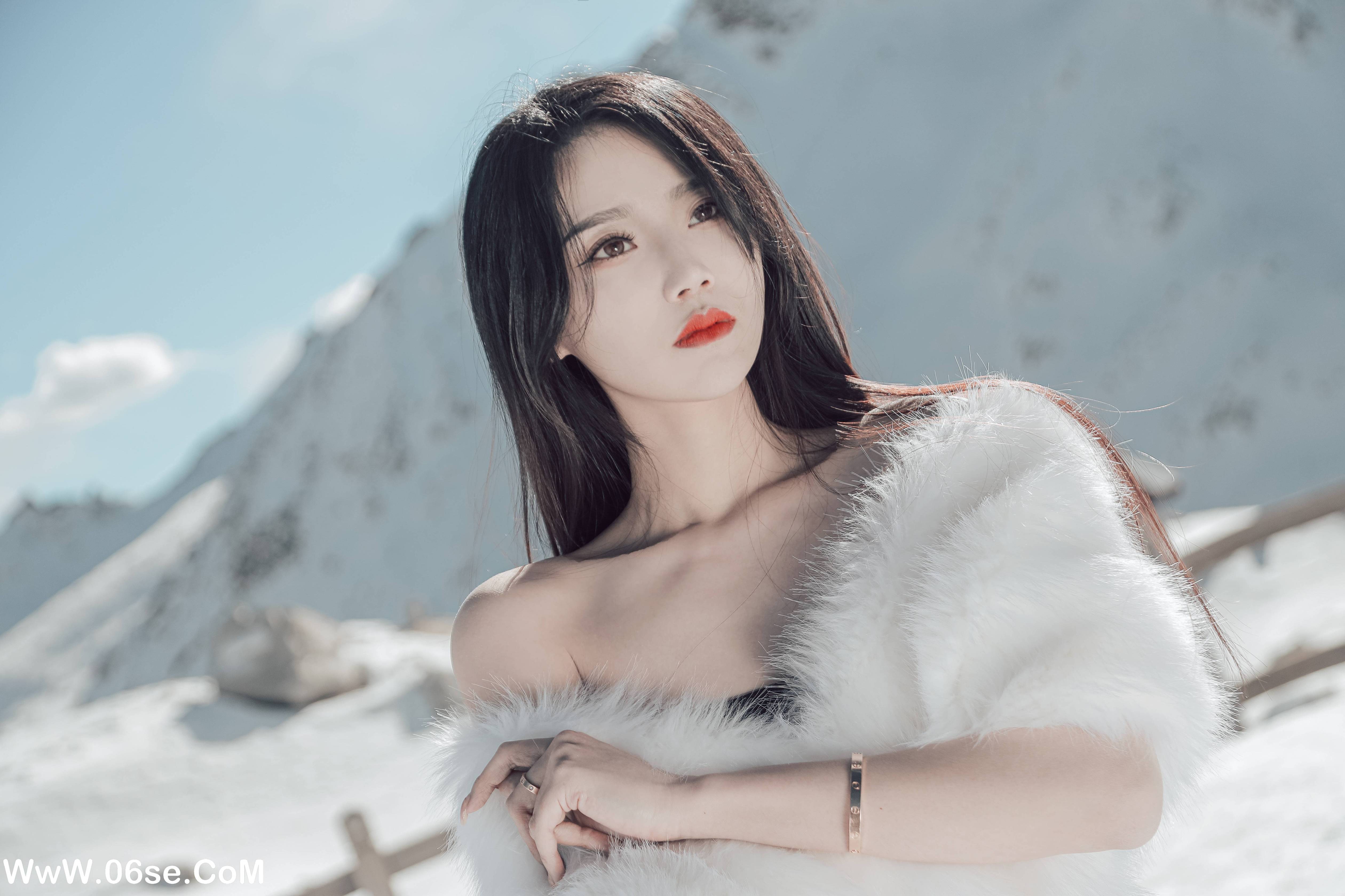 图片[21]-[YITUYU艺图语]2022.06.21 冰雪之巅 婷婷[34P-357.6M]-六色网
