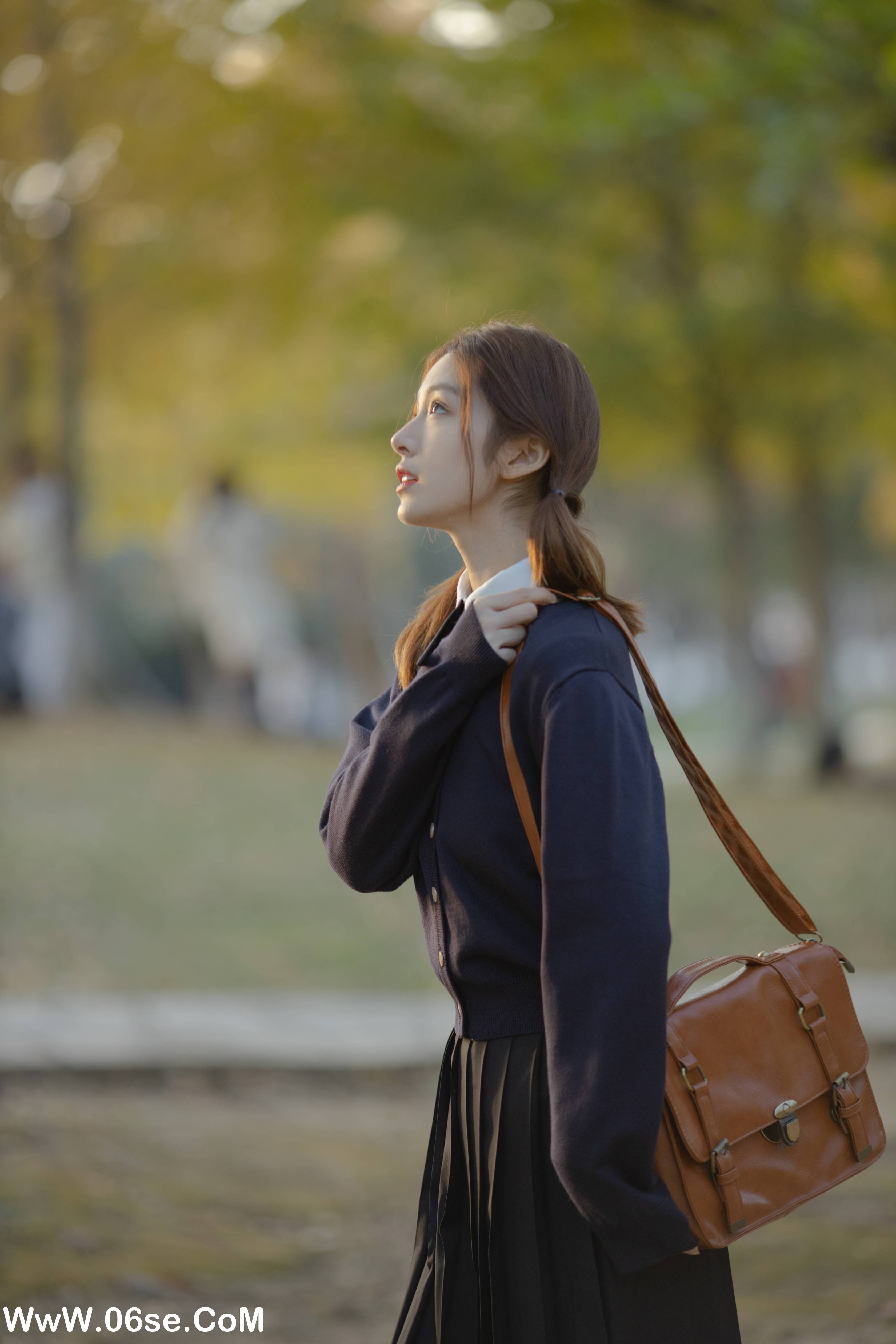 图片[14]-[YITUYU艺图语]2022.01.19 秋天，陪你一起看银杏 朱云慧大魔王[27+1P／306MB]-六色网