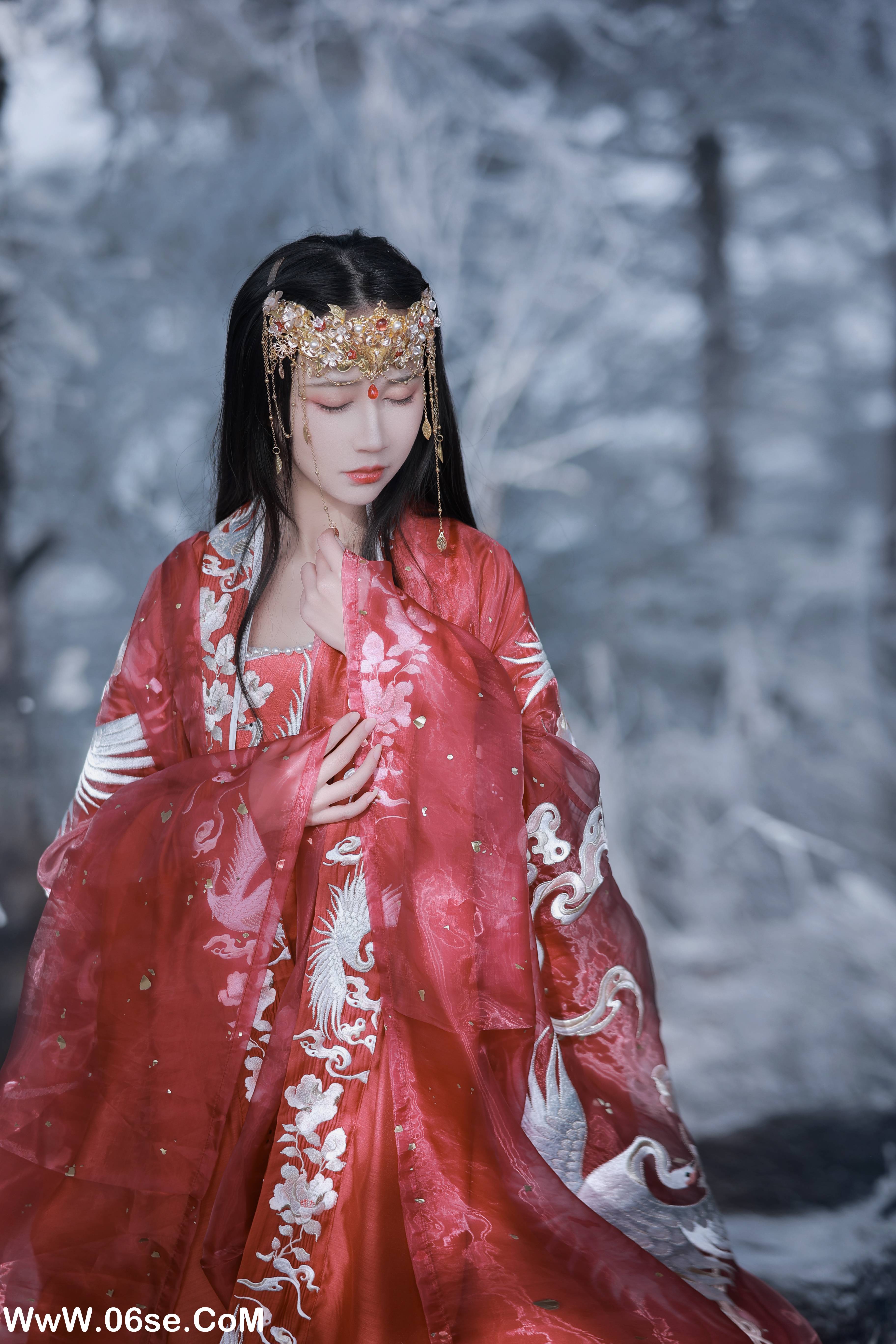 图片[30]-[YITUYU艺图语]2022.11.10 雪女 -绮罗生的小苏苏-[29+1P／250MB]-六色网