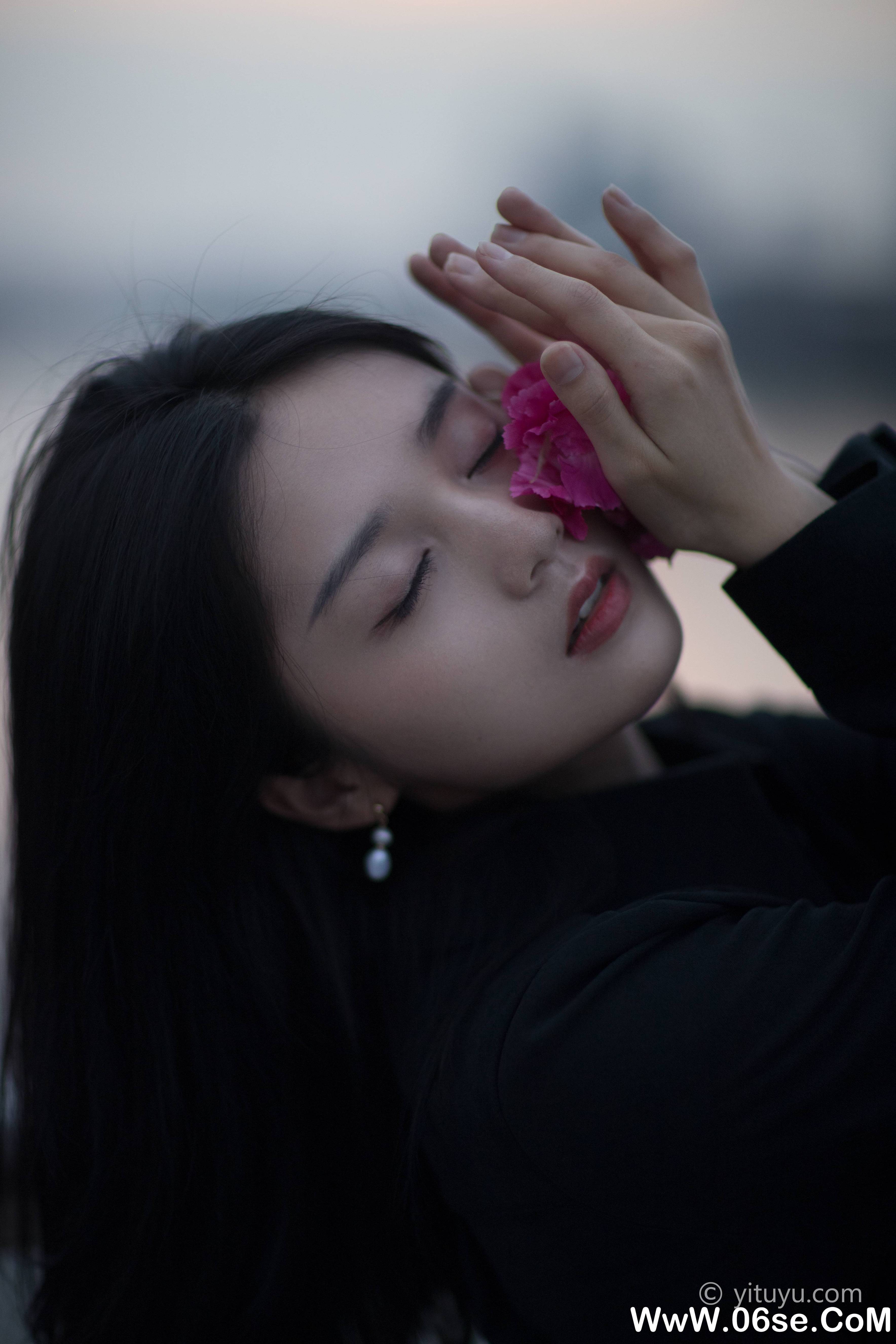 图片[21]-[YITUYU艺图语]2021.06.16 晚风 雨文[32P／449MB]-六色网