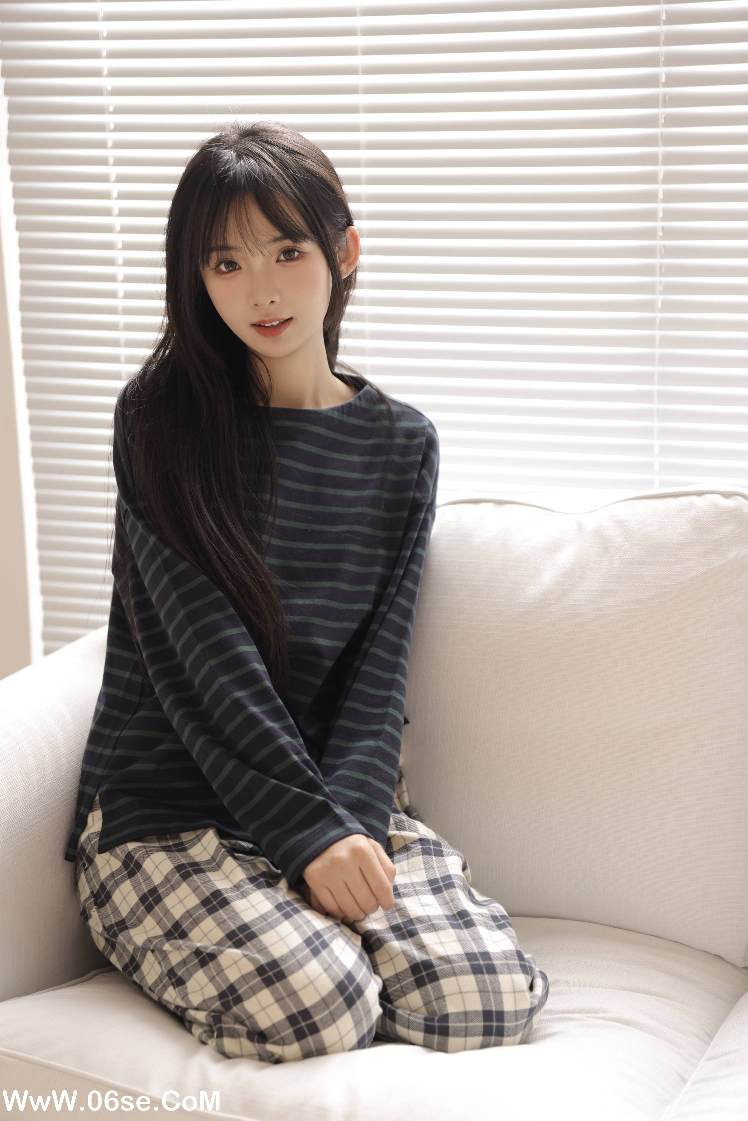 图片[20]-[YITUYU艺图语]2022.12.19 白色 莉莉崽w[30+1P／336MB]-六色网