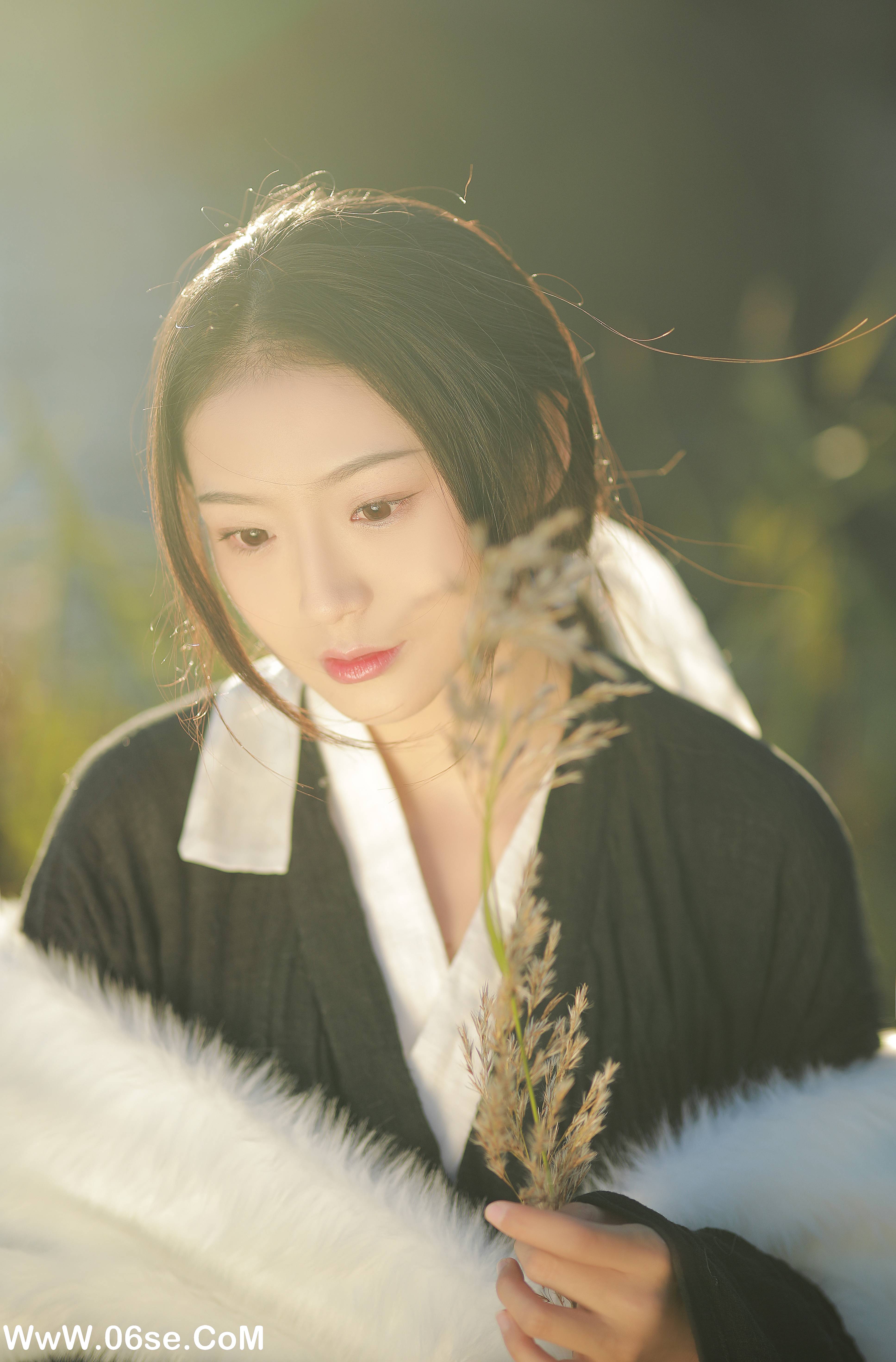 图片[16]-[YITUYU艺图语]2022.07.15 落日余晖 nya酱的铃铛铛[35+1P／594MB]-六色网