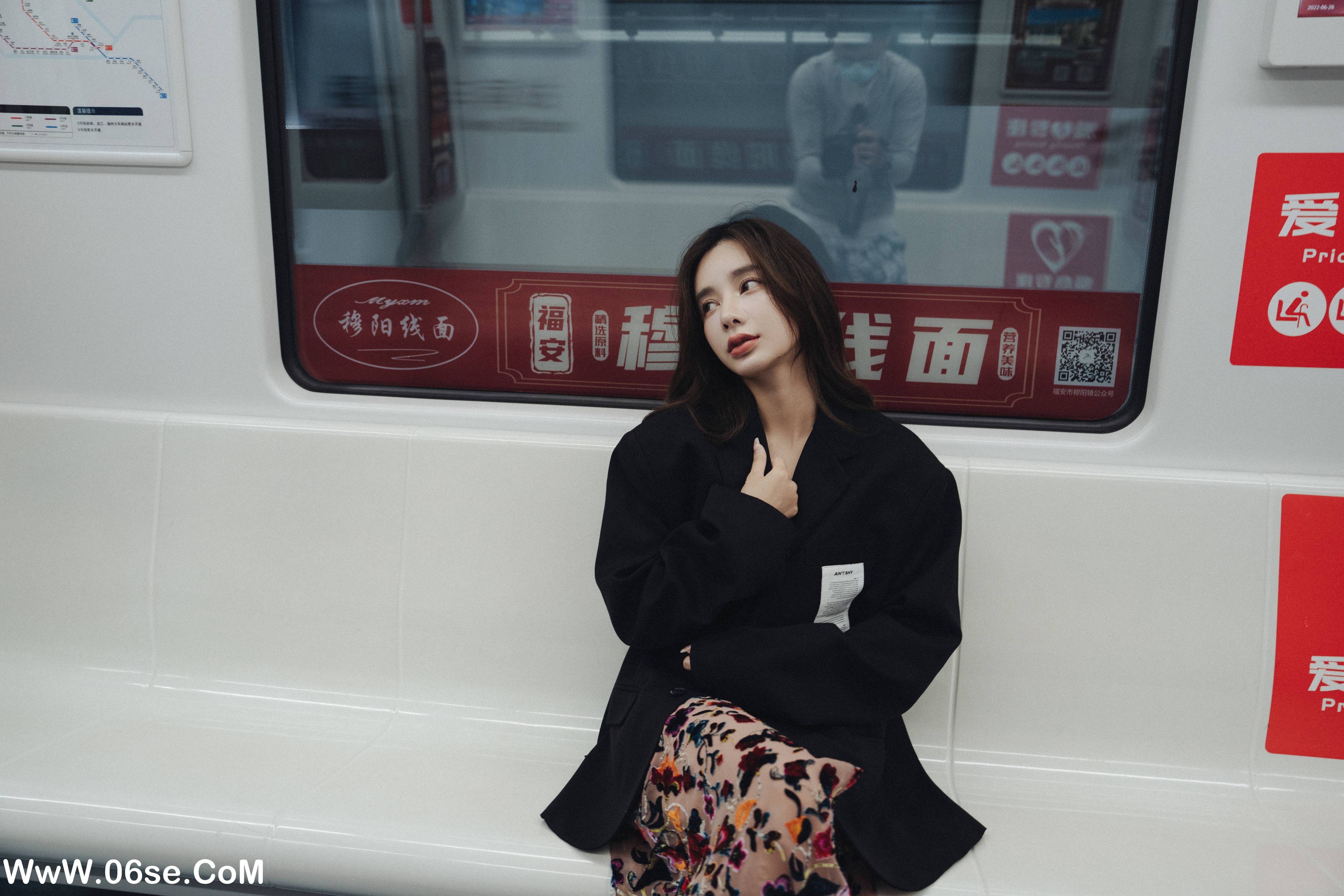 图片[27]-[YITUYU艺图语]2022.08.05 落寞地铁 姝雯同学[40+1P／413MB]-六色网