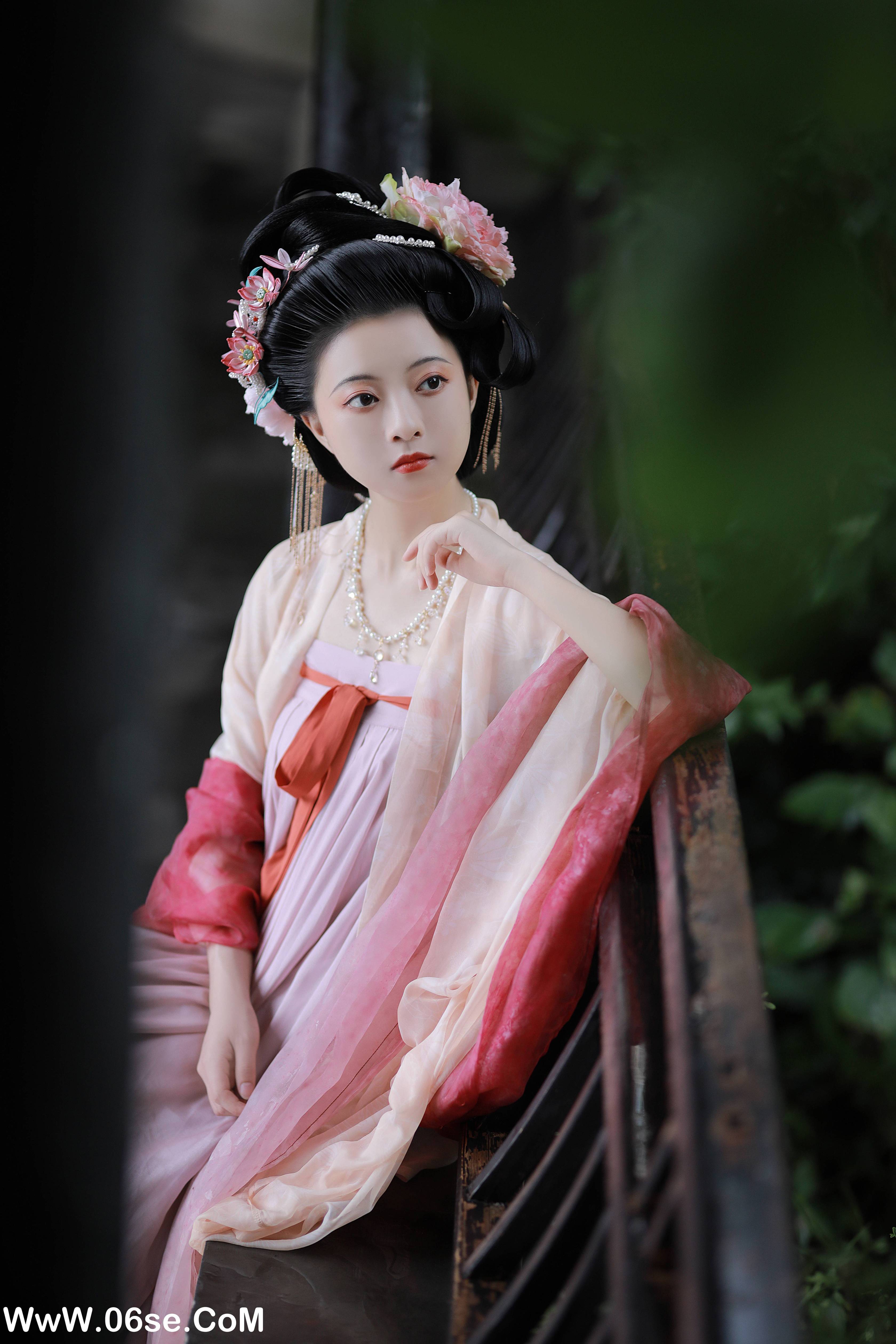 图片[22]-[YITUYU艺图语]2022.09.23 风月偏爱宴旧人 YunFleur[35+1P／682MB]-六色网