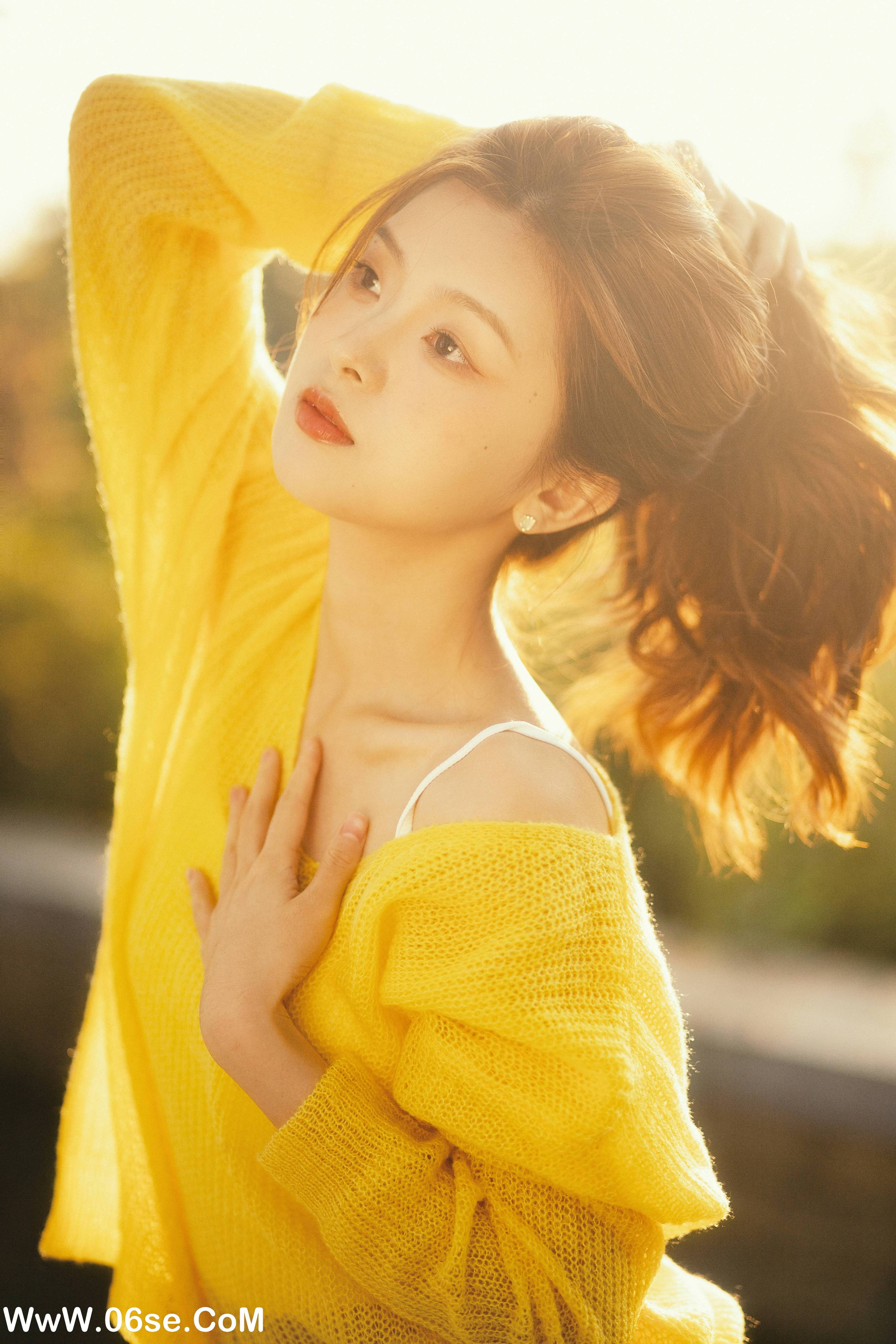 图片[8]-[YITUYU艺图语]2022.11.21 黄毛衣女孩 张张包[26+1P／534MB]-六色网