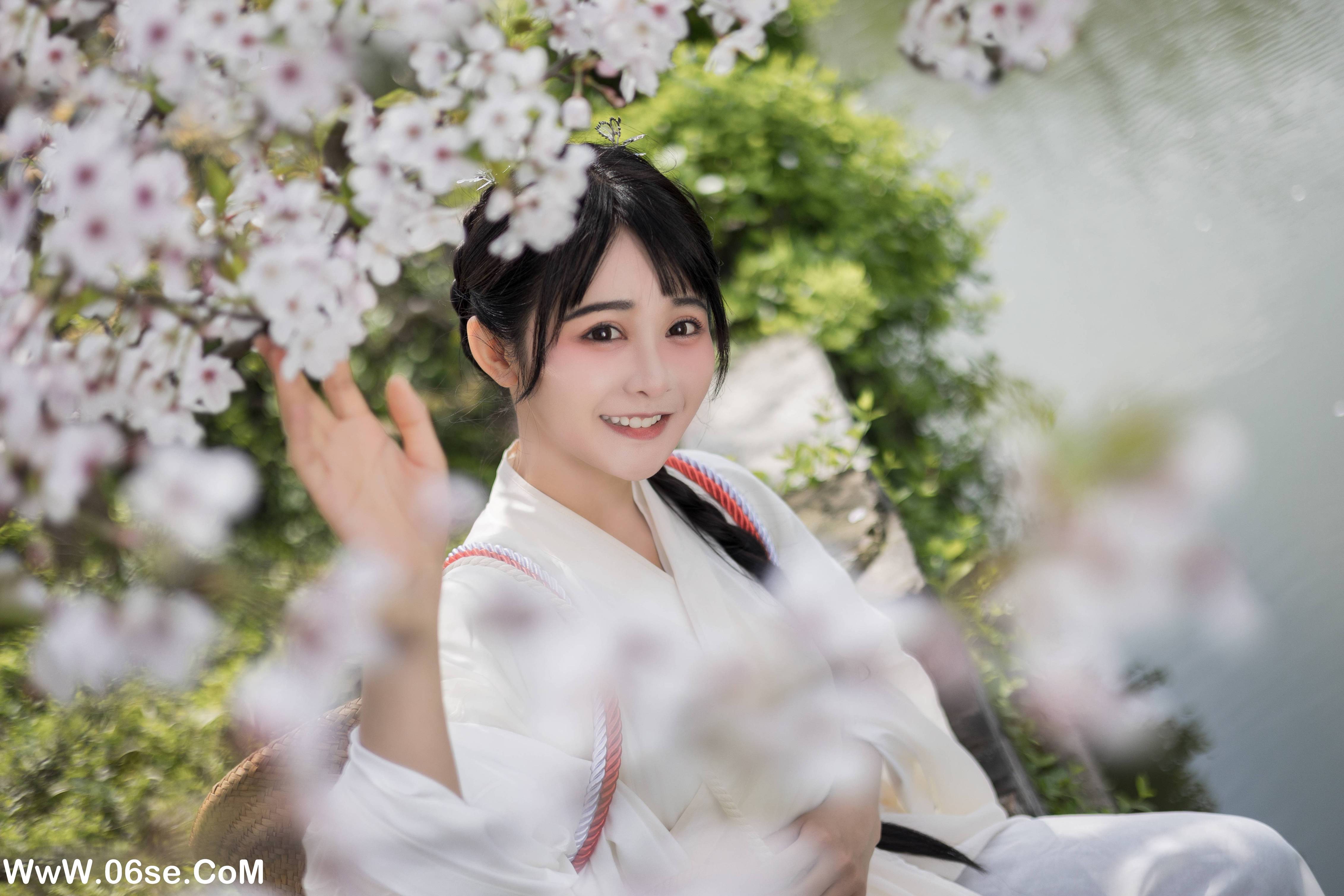 图片[3]-[YITUYU艺图语]2022.06.11 四月如你 杨馥羽[40P-441.55MB]-六色网