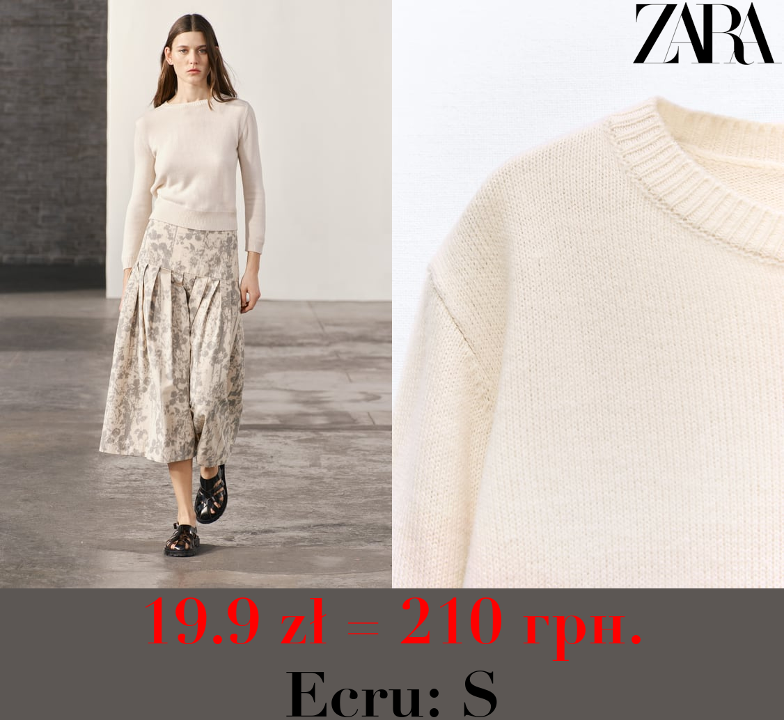 3/4-LENGTH-SLEEVE KNIT SWEATER