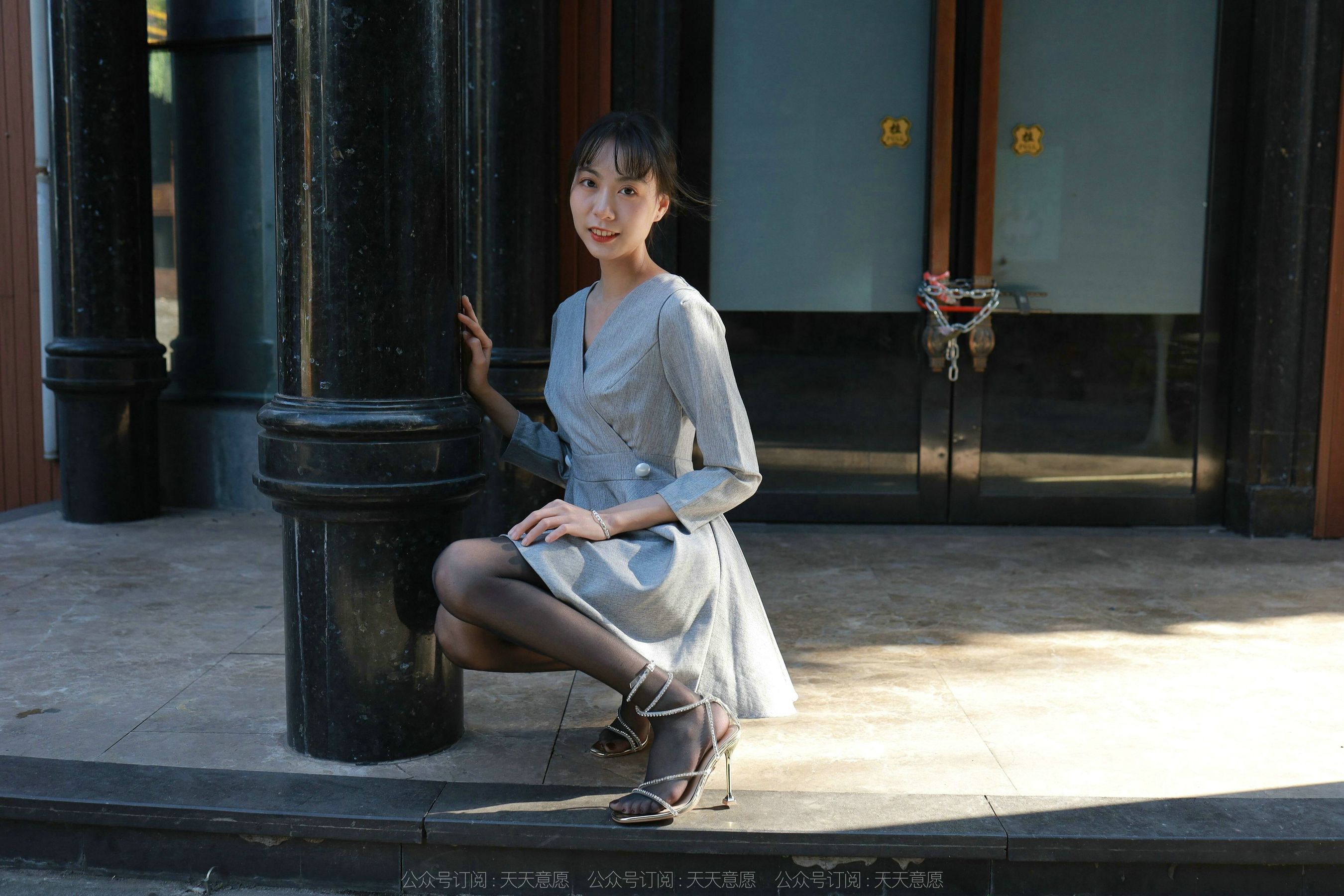 [异思趣向IESS]_模特_团团_《暖阳下的黑色丝念》-写真图集共182P 7