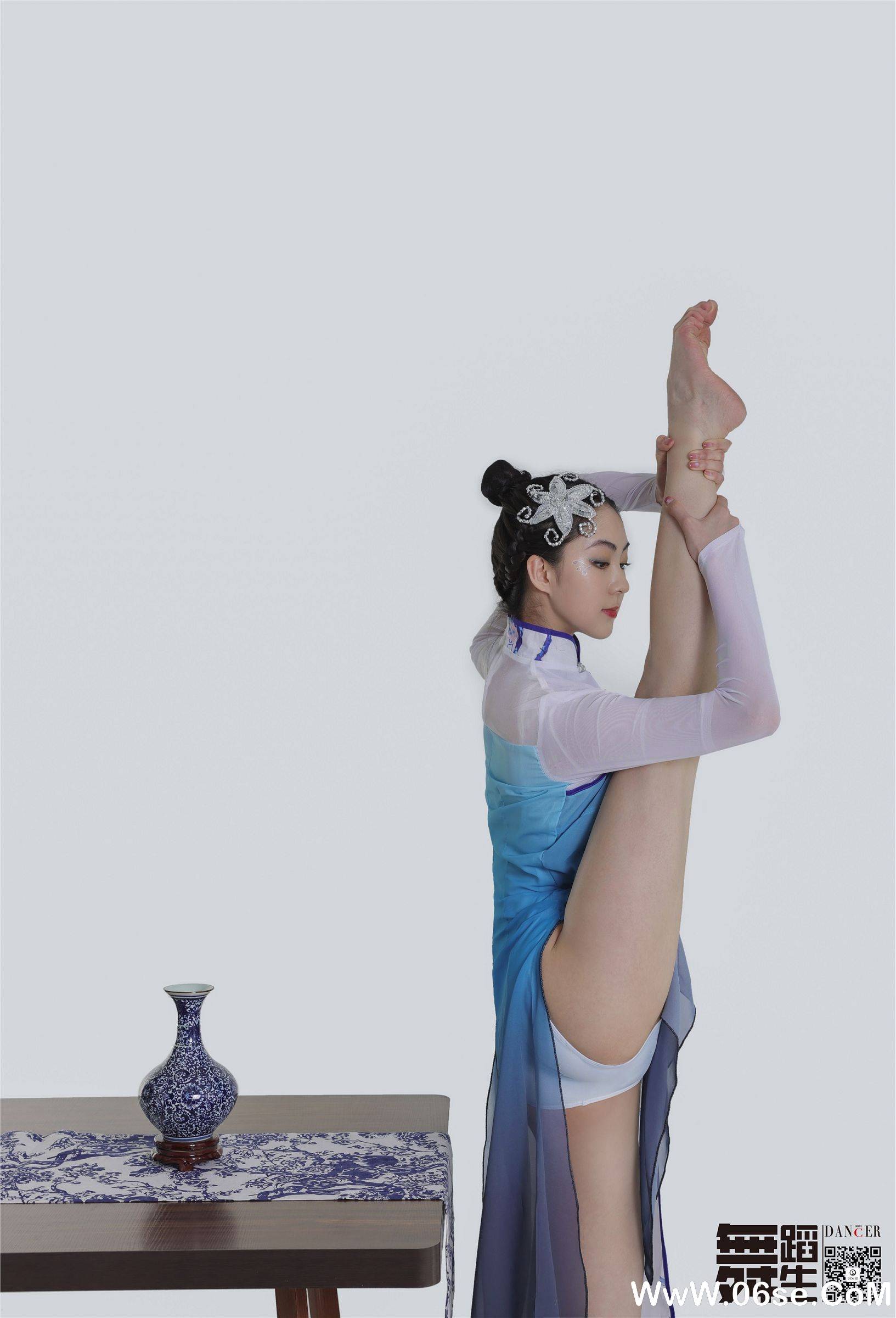 图片[14]-[GALLI嘉丽] 舞蹈生日记 104 – 青花瓷 韩玉彤-六色网