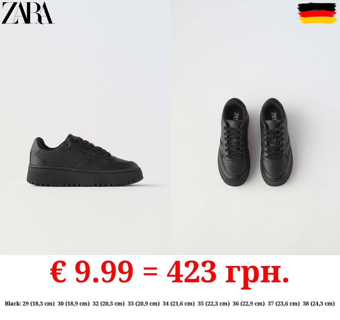 MINIMALIST LACE-UP TRAINERS