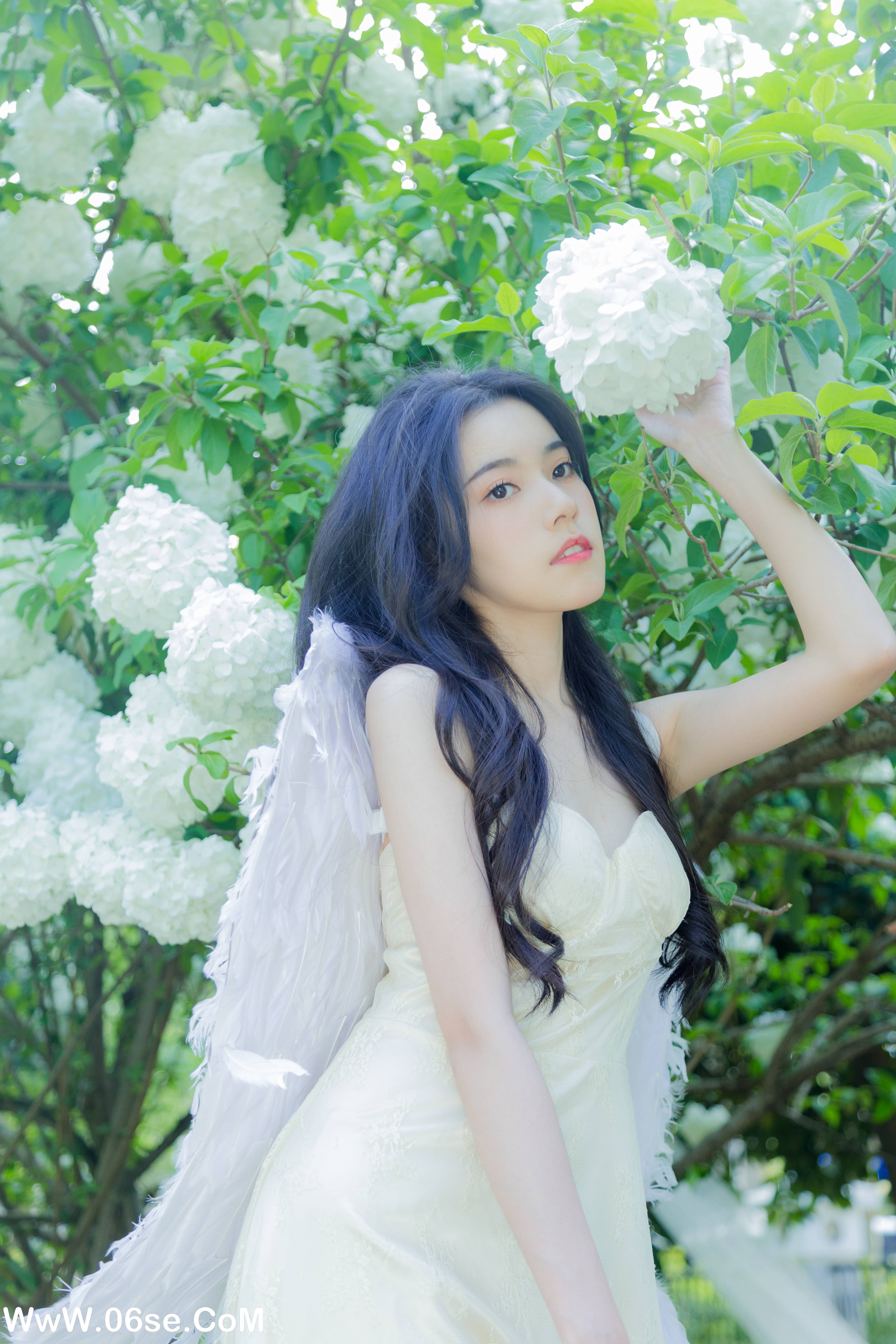 图片[20]-[YITUYU艺图语]2022.07.18 轻轻 静鏡婧[35+1P／332MB]-六色网