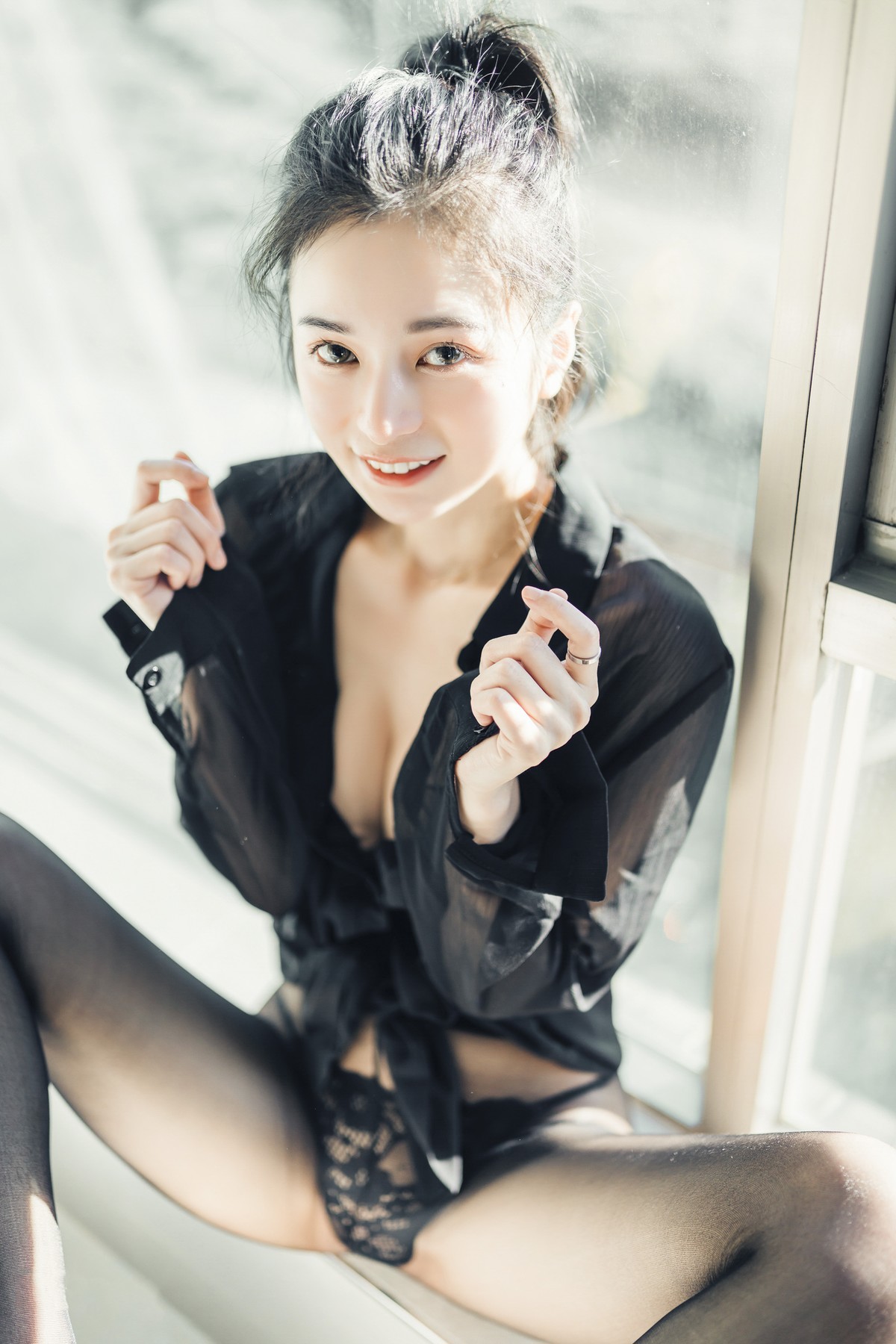 JVID精品 🔞仙仙辰 透明罩衫 透明駱駝蹄內褲 濕潤黑絲 我的女友 這次有點色😈有點甜 Set.02 6