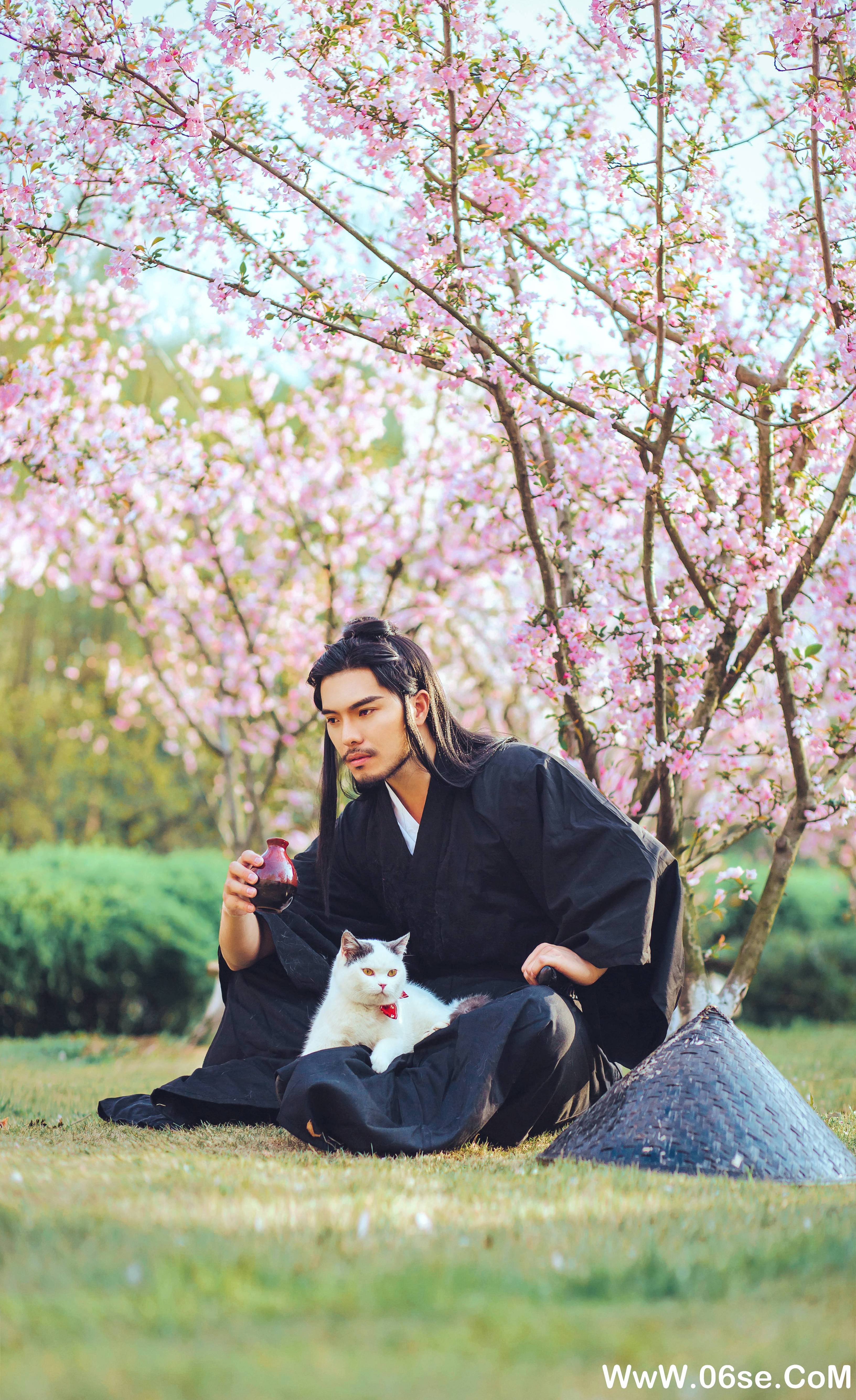 图片[31]-[YITUYU艺图语]2021.09.04 猫侍 邱风[30+1P／311MB]-六色网