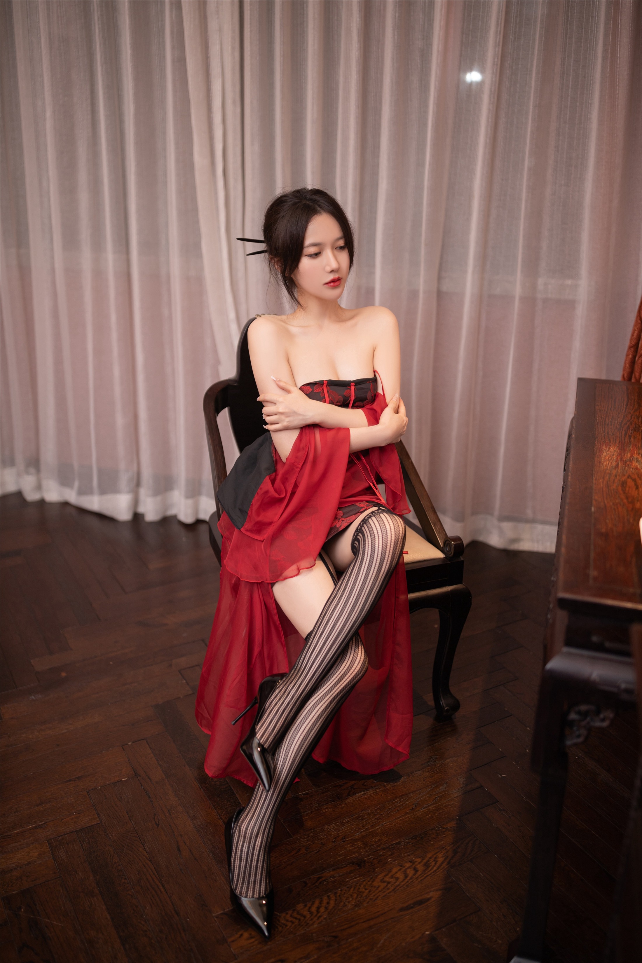 鱼子酱Fish - 天生妖娆 125P 43