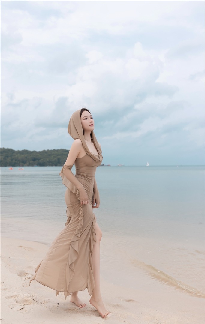 鱼子酱Fish---雨后海滩-107P-124GB-20240113j-01-13