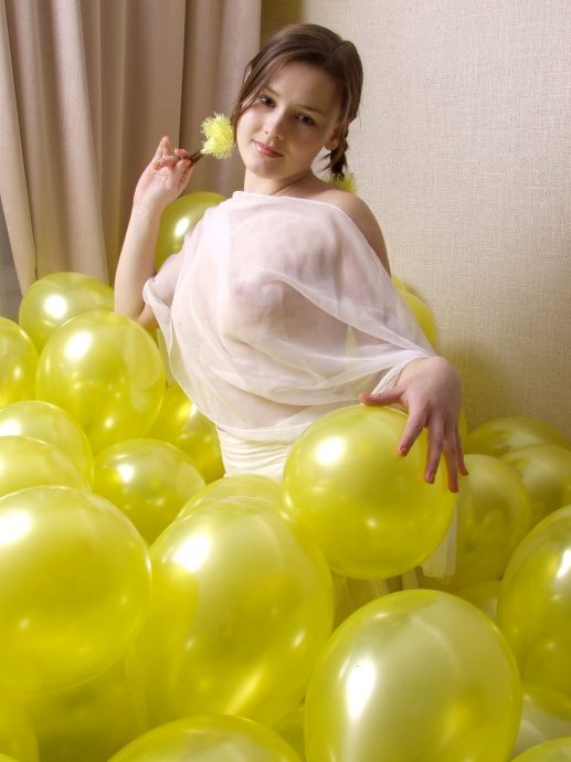 [Image: 8bfcd553a34cdc2592b74.jpg]