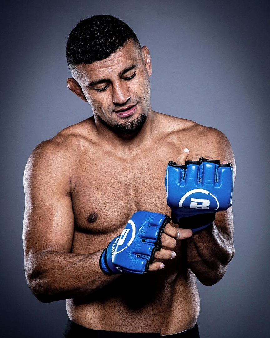 Gegard Mousasi Douglas Lima