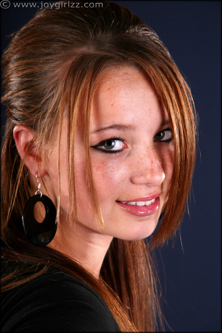 [Image: 8c0d36d5263cf08ade6b1.jpg]