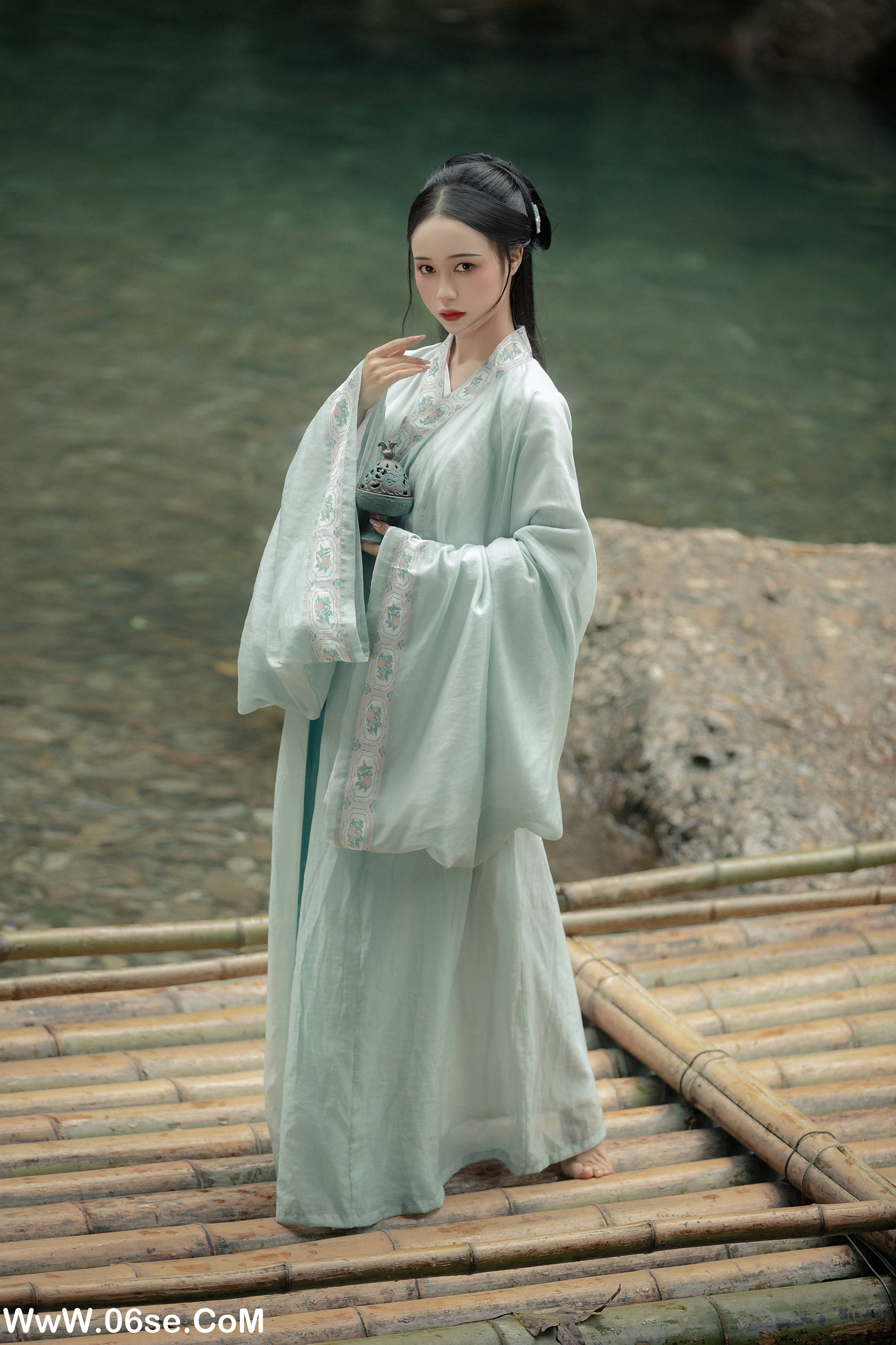 图片[3]-[YITUYU艺图语]2022.08.22 轻舟 梨一依[20+1P／282MB]-六色网