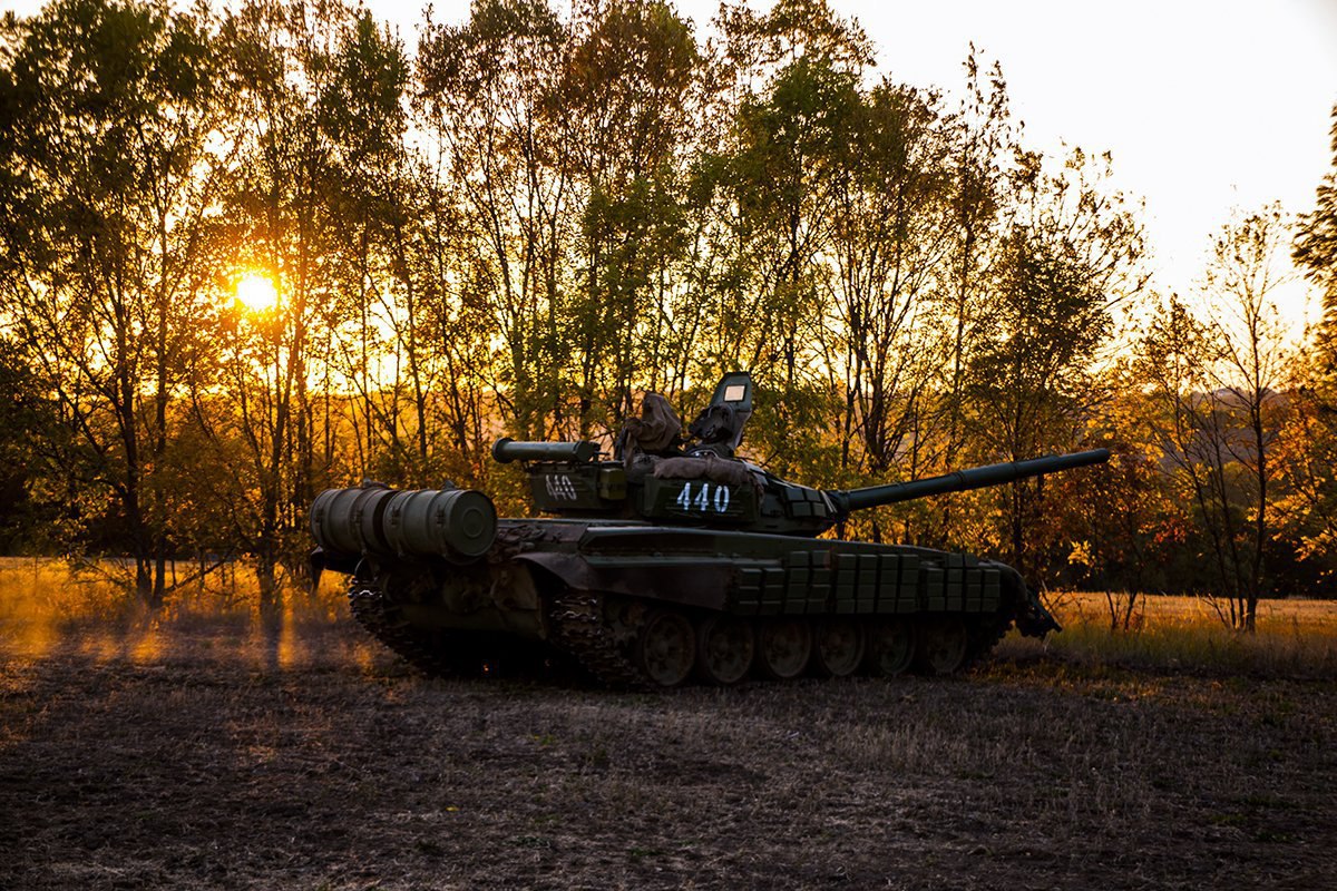 В третью военную осень. 2с11 «гиацинт-СК». Военная осень. Армия осень. Закат на полигоне.