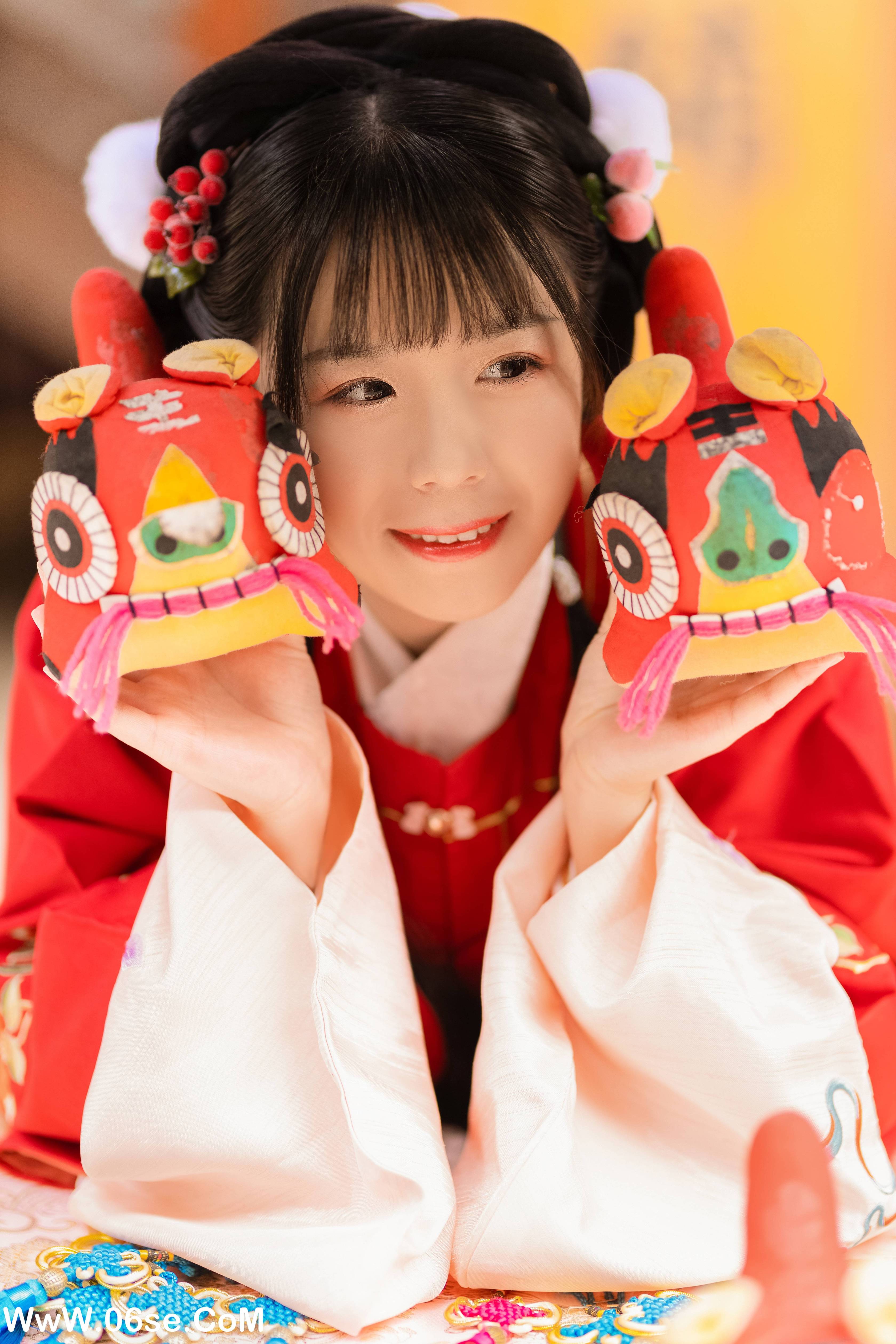 图片[11]-[YITUYU艺图语]2022.10.01 新年快乐 Suky喜欢软绵绵毛茸茸的团子[28+1P／305MB]-六色网