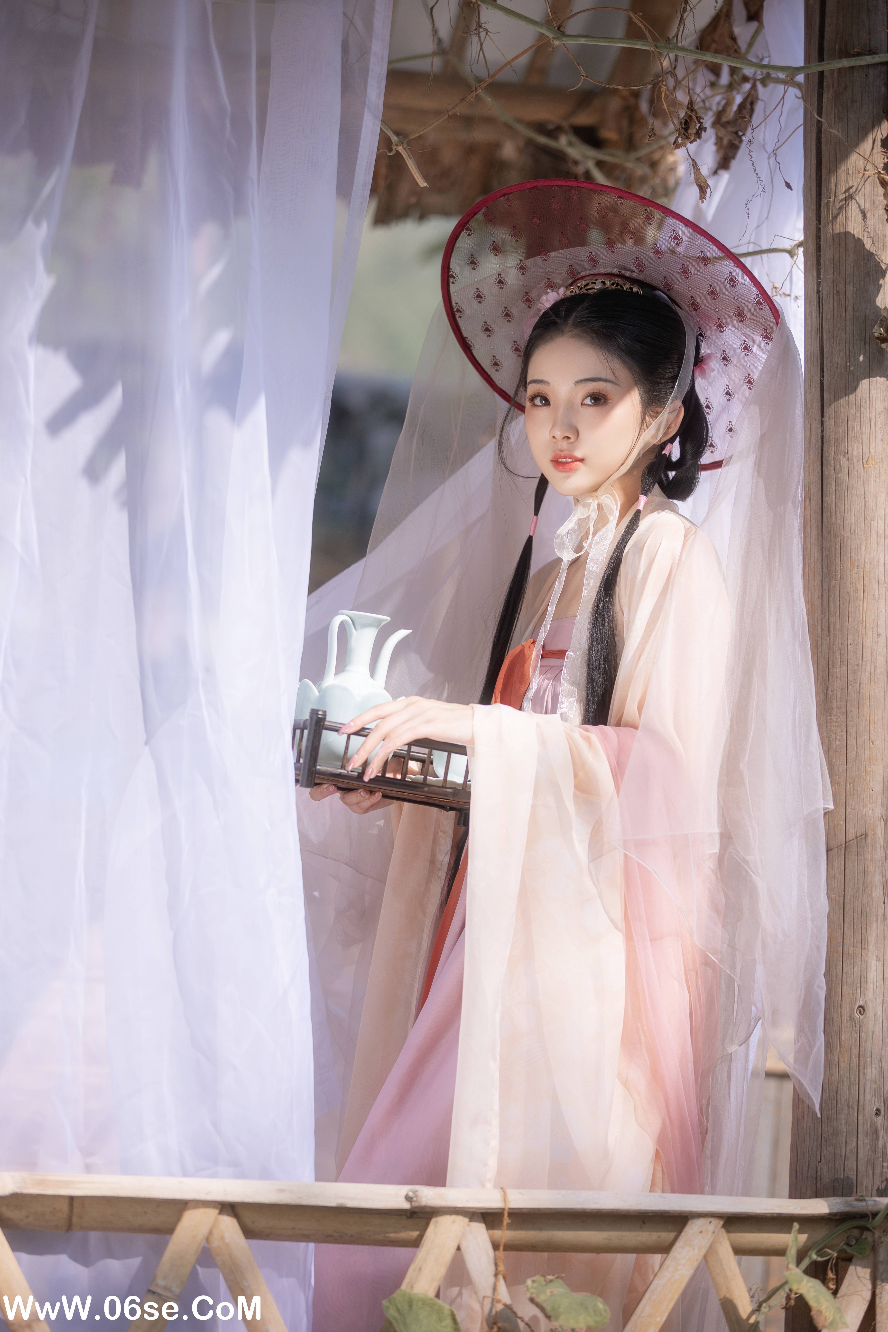 图片[6]-[YITUYU艺图语]2022.12.28 若梦 崴一下[26+1P／230MB]-六色网